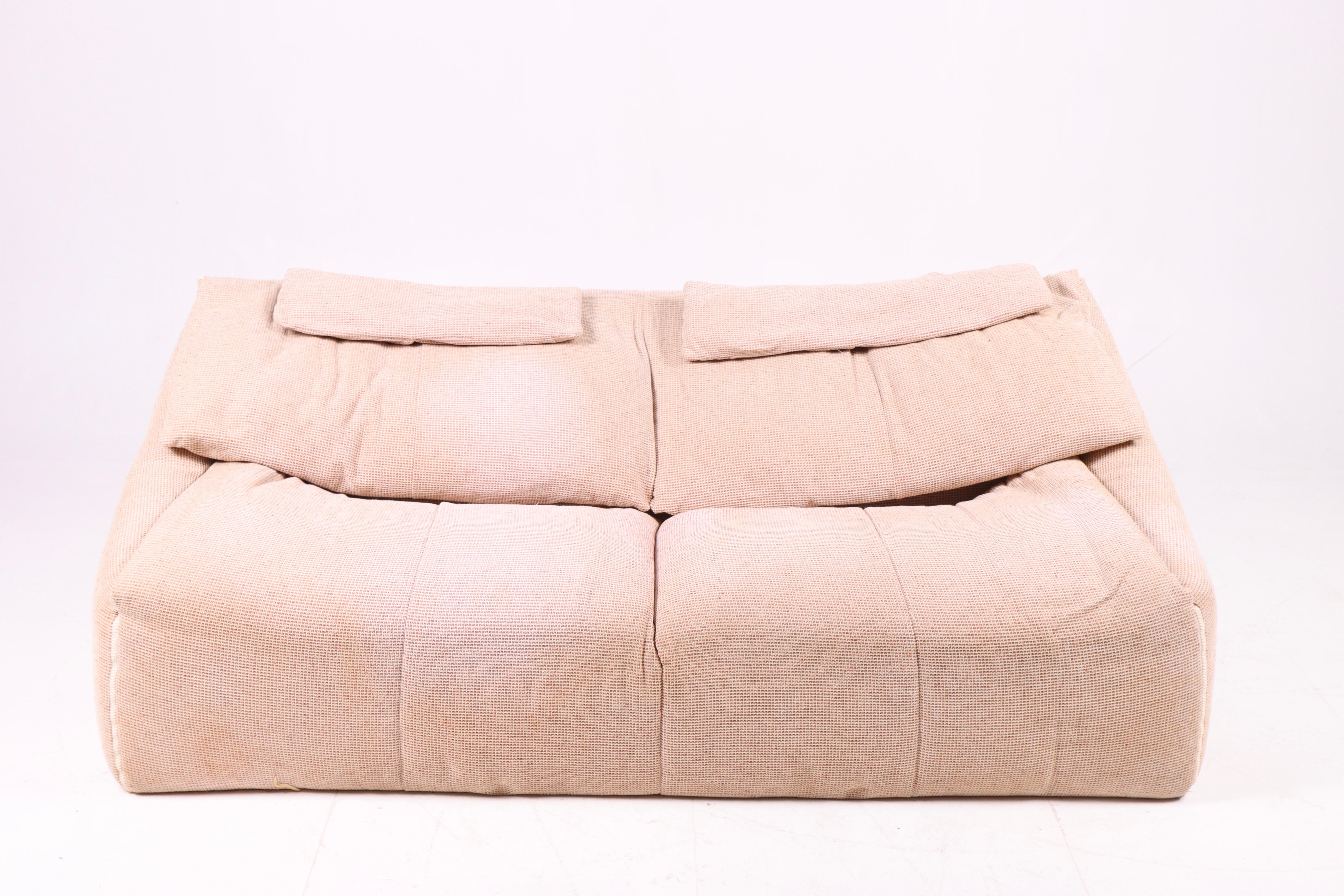 Great looking sofa in fabric. Designed Annie Hiéronimus and made by Cinna/Ligne Roset. the sofa is from a non-smoker home. Great original condition.