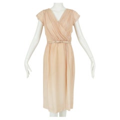 Tief ausgeschnittenes Buff Silk Chiffon Nude Dressing Cocktailkleid - XS - S, 1950s