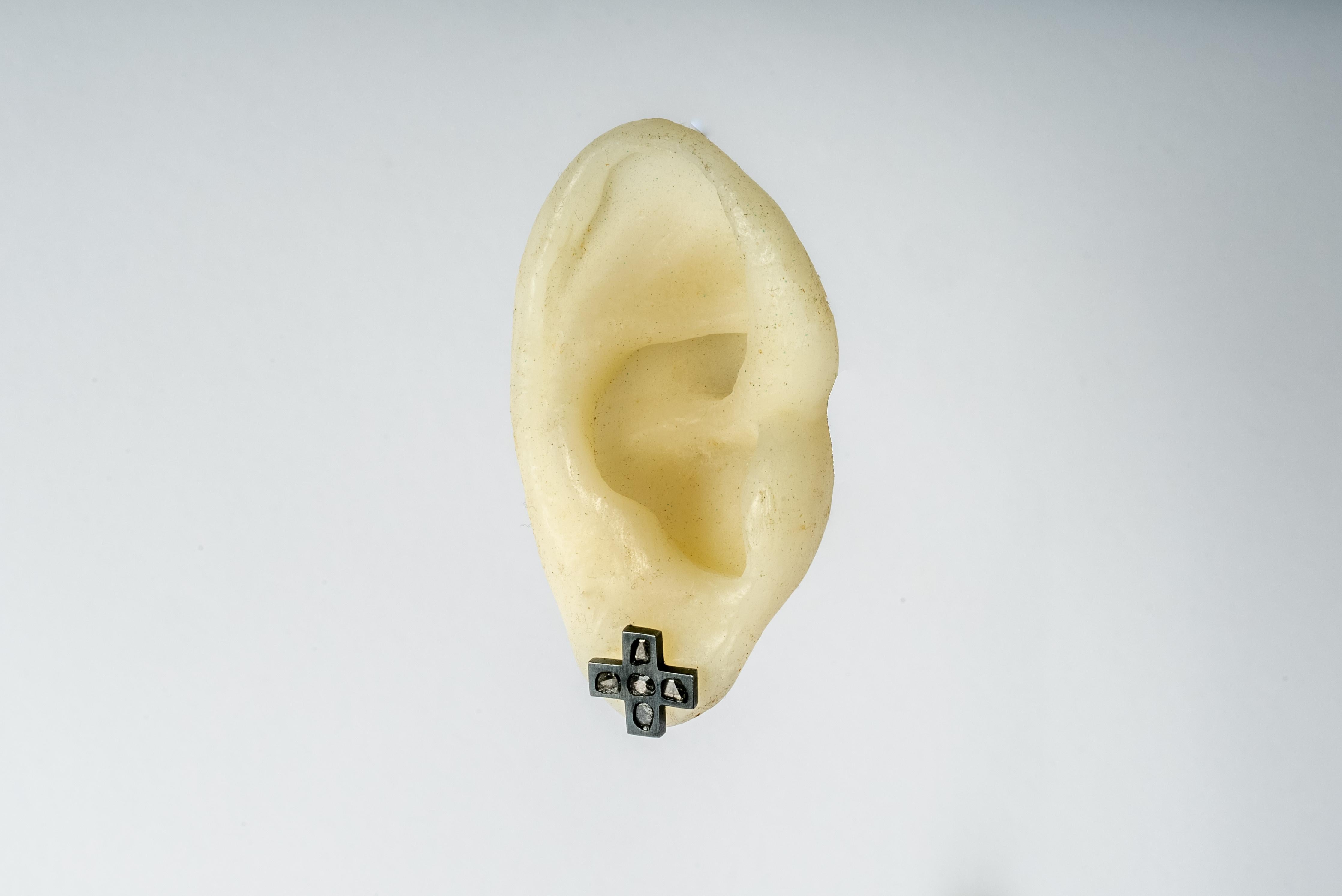 Women's or Men's Plus Earring (Mega Pavé, 12mm, KA+DIA) For Sale