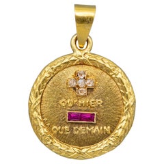 Plus qu'hier et moins que demain - Vintage charm - 18k solid gold - I love you