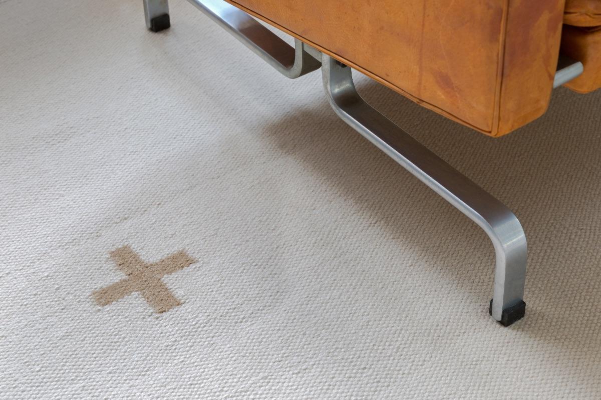 Plus sand/tobacco ist ein moderner Dhurrie/Kilim-Teppich im skandinavischen Design.
Es ist zu beachten, dass die Lieferzeiten je nach Größe zwischen 6 Tagen und 9 Wochen variieren.

Dieses moderne Design hat eine minimalistische Ästhetik mit einem