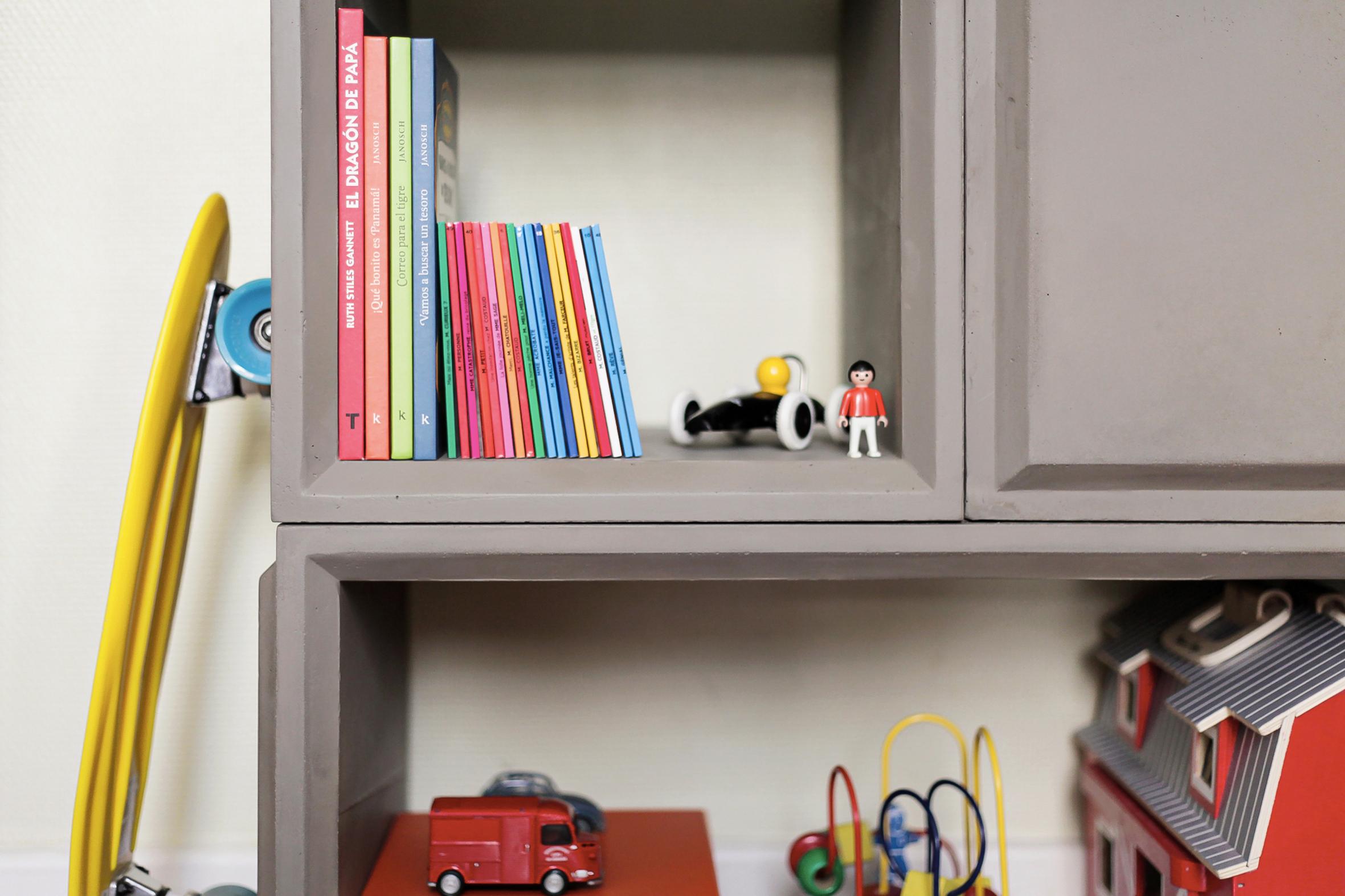 Scandinavian Modern Plus Storage Module Combo 2S2M For Sale