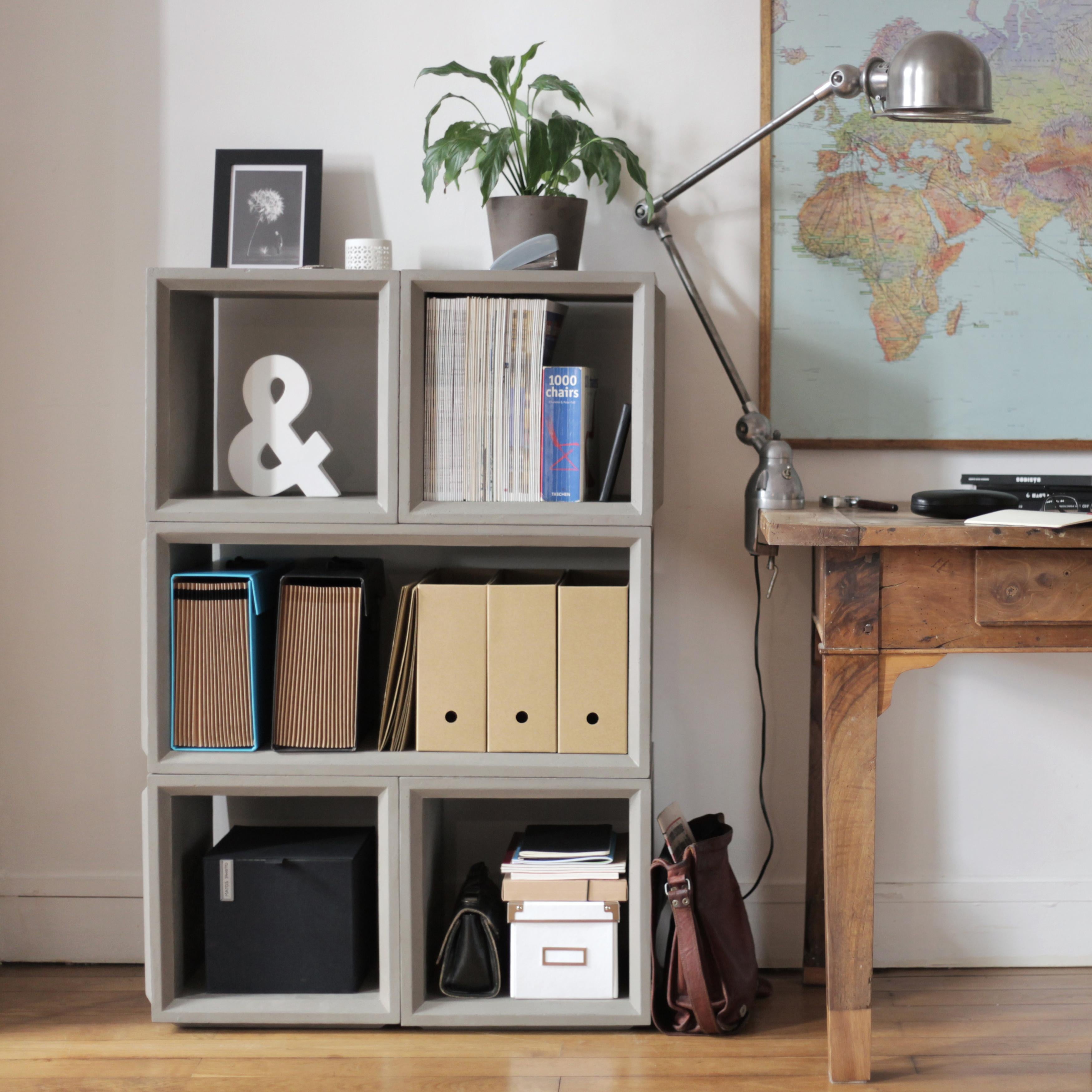Plus is perfect to create your own concrete storage solution.
Combine several modules and you will be able to create ambitious bespoke furniture: shelves, large coffee table, counter, room divider, display for a shop.