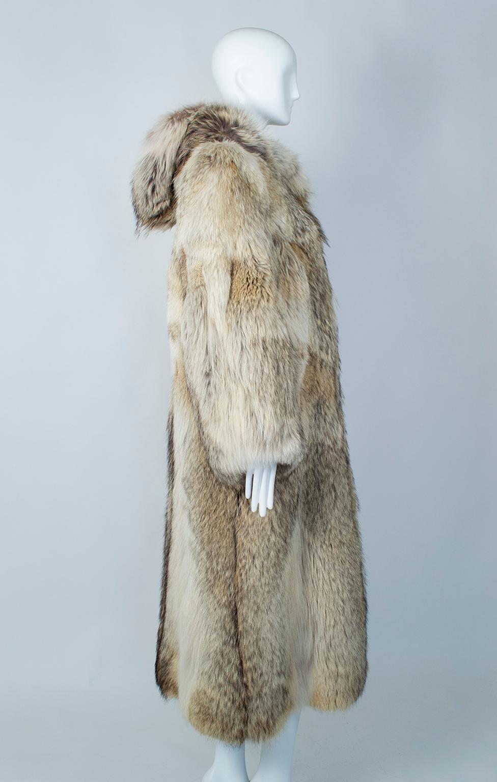 Women's Plush Full-Length Copper Coyote Fur Overcoat with Detachable Hood – Med, 1970s