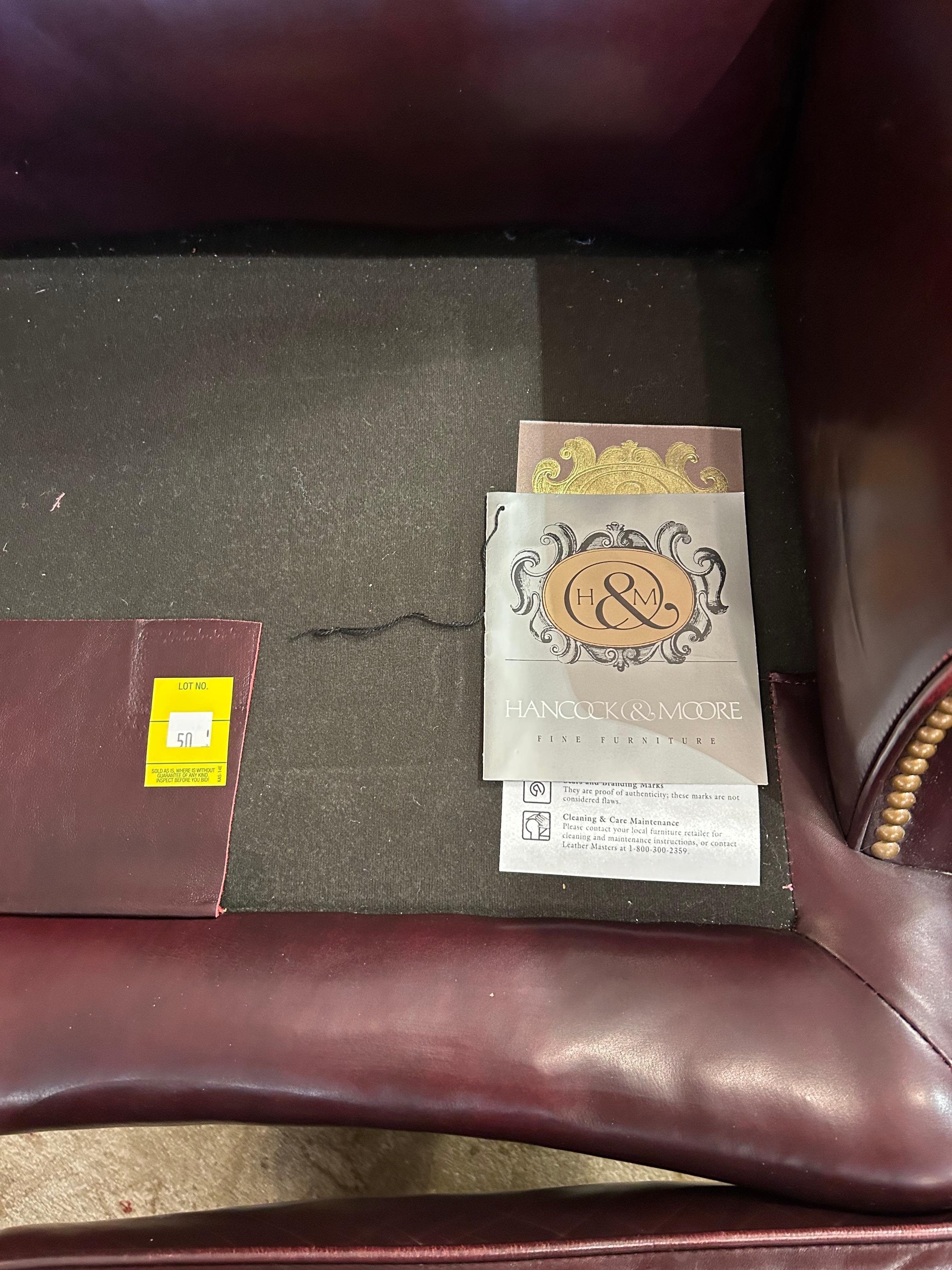 Plush Hancock & Moore Drehbarer Schreibtischstuhl aus Leder im Chesterfield-Stil im Angebot 7