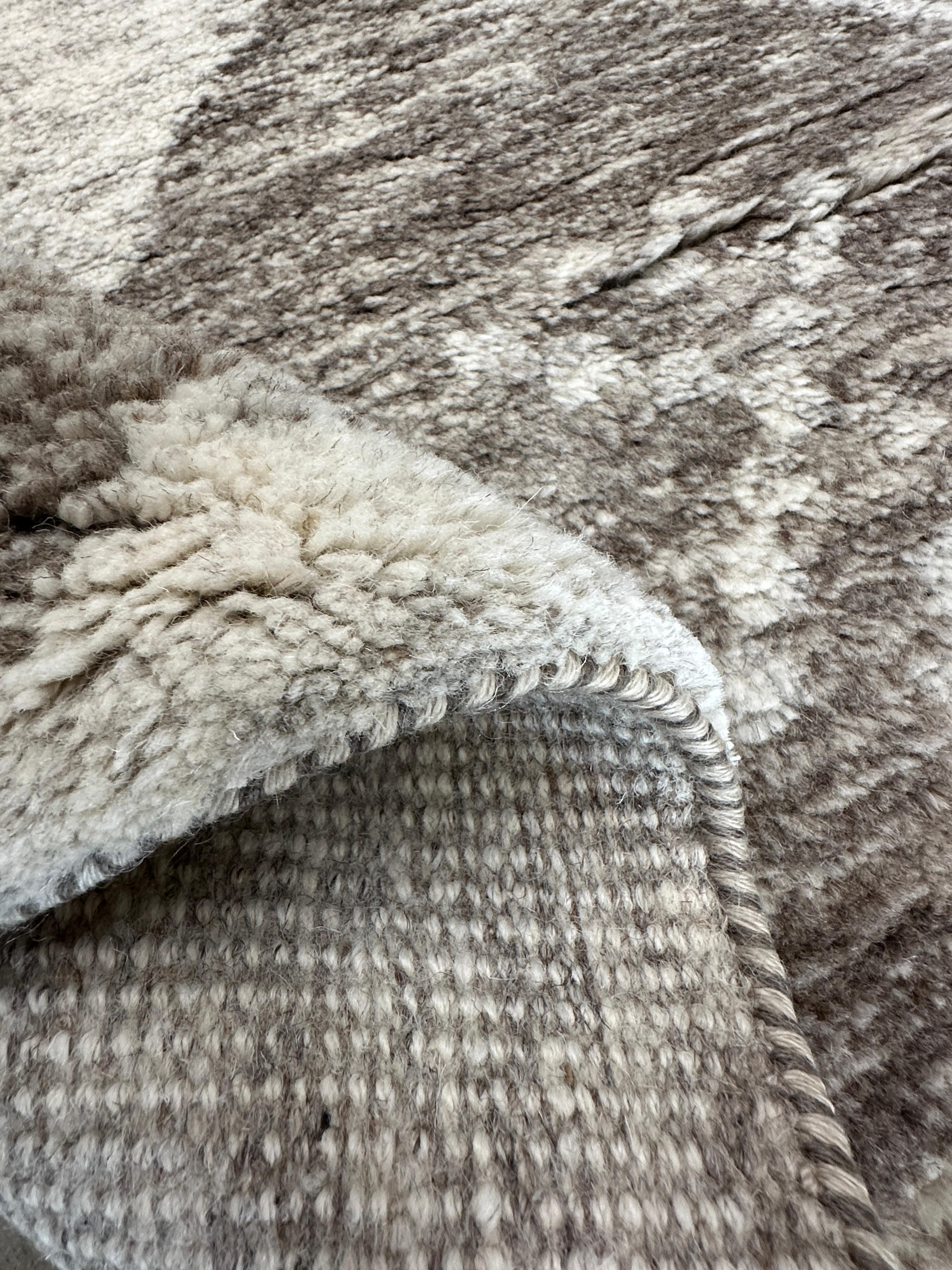 Plush, Handmade 9x12 Diamond Pattern Moroccan Area Rug 9x12 In New Condition For Sale In West Hollywood, CA