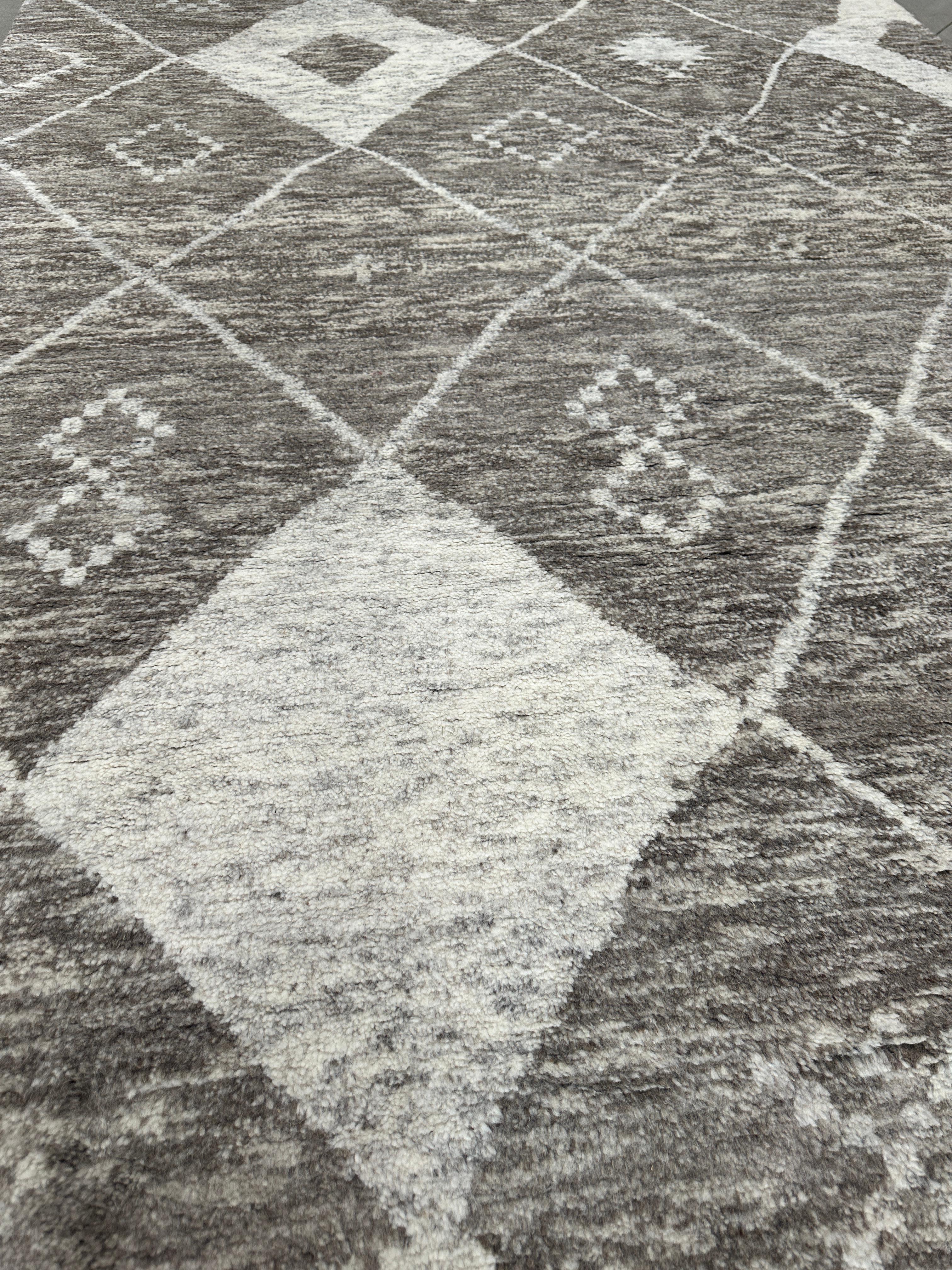 Wool Plush, Handmade 9x12 Diamond Pattern Moroccan Area Rug 9x12 For Sale