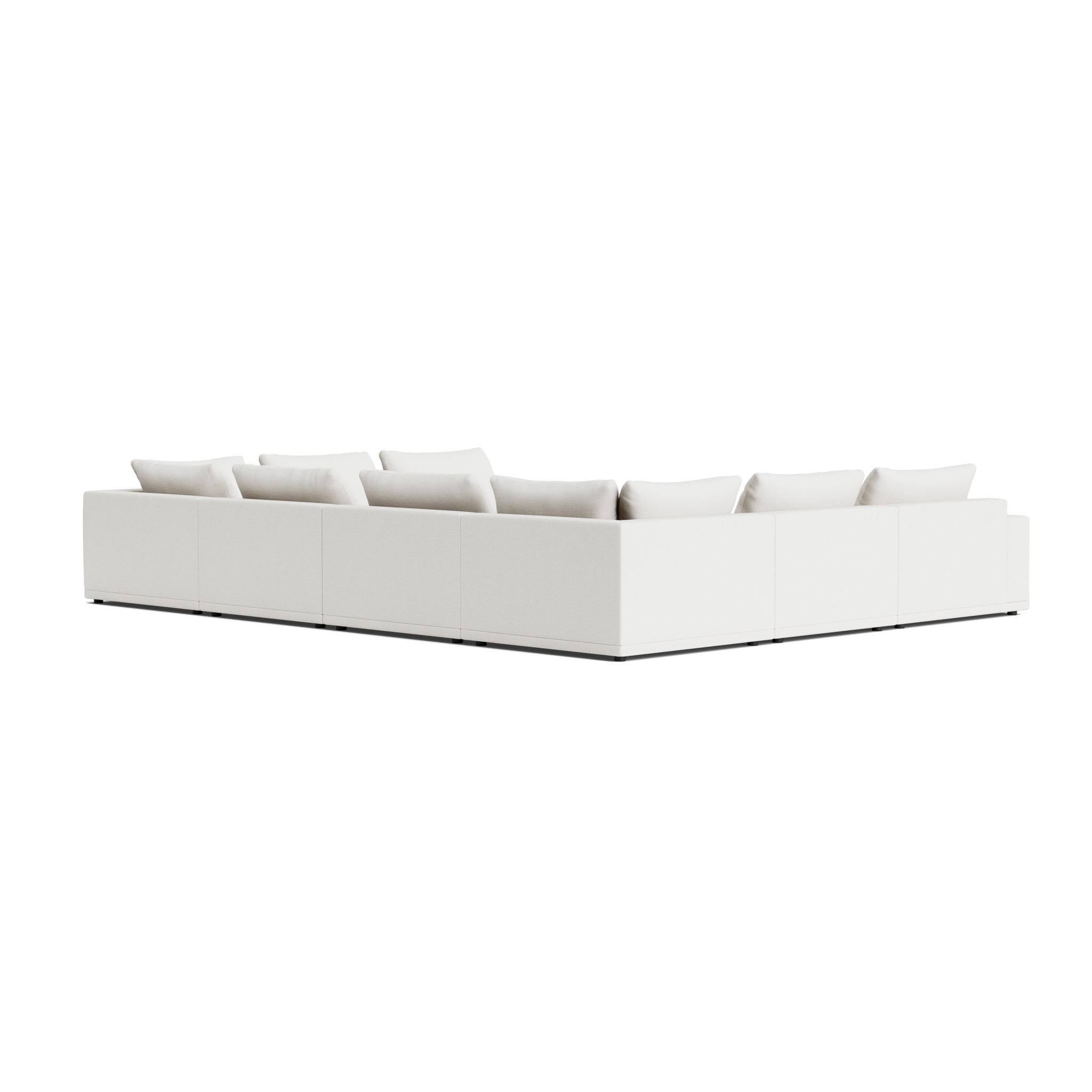 Plush Modular Modern Sofa in Premium Belgian Linen In New Condition For Sale In Nyack, NY