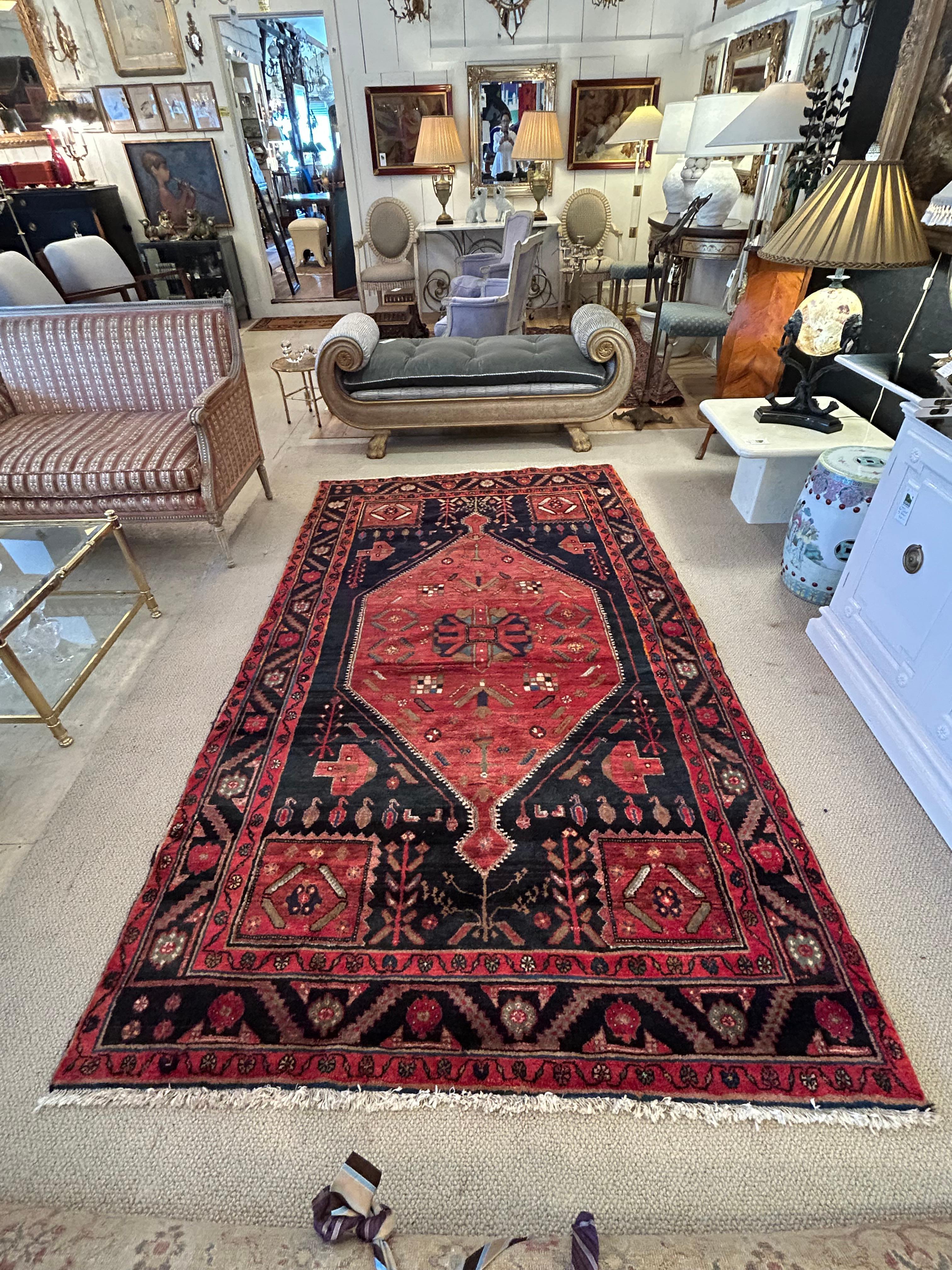 Alfombra Sultanabad Vintage de felpa con tonos joya en venta 1