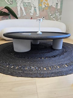 Mesa baja Pluto de Tacchini diseñada por Studiopepe