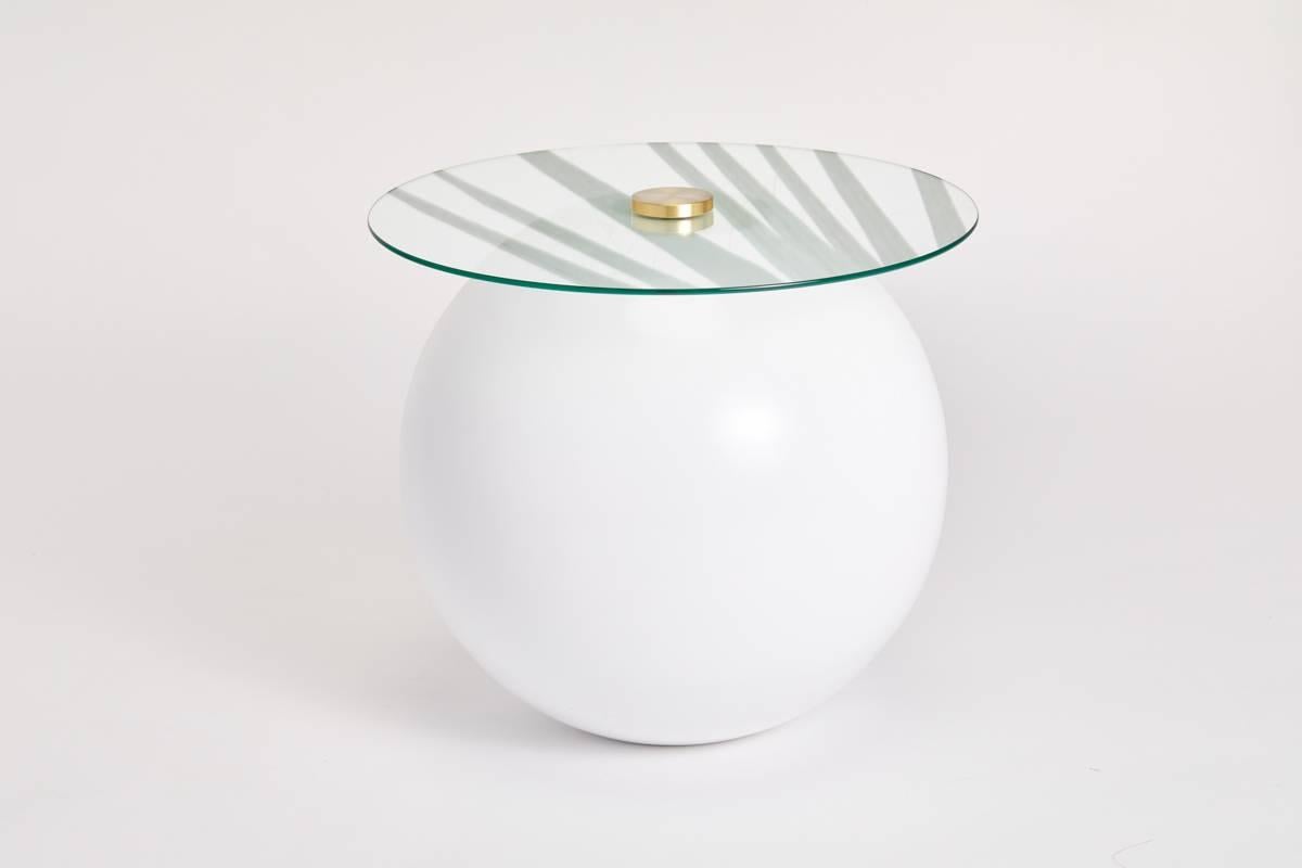 Spun Pluto Table, Matte White with Clear Glass For Sale