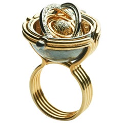 Diamonds Pluton Ring in 18k yellow gold by Elie Top