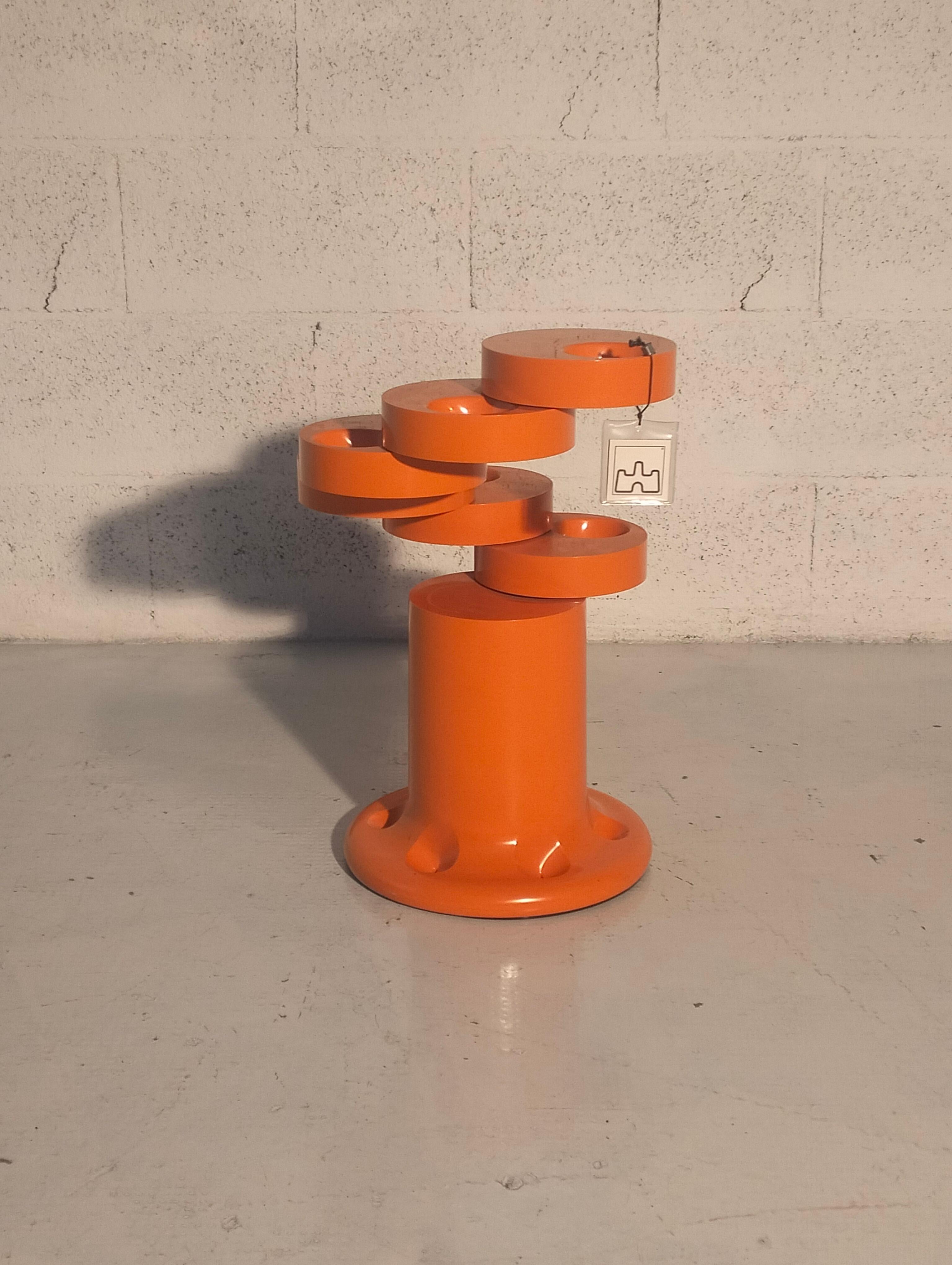 Mid-Century Modern Pluvium orange umbrella stand by Giancarlo Piretti for Anonima Castelli 70s For Sale