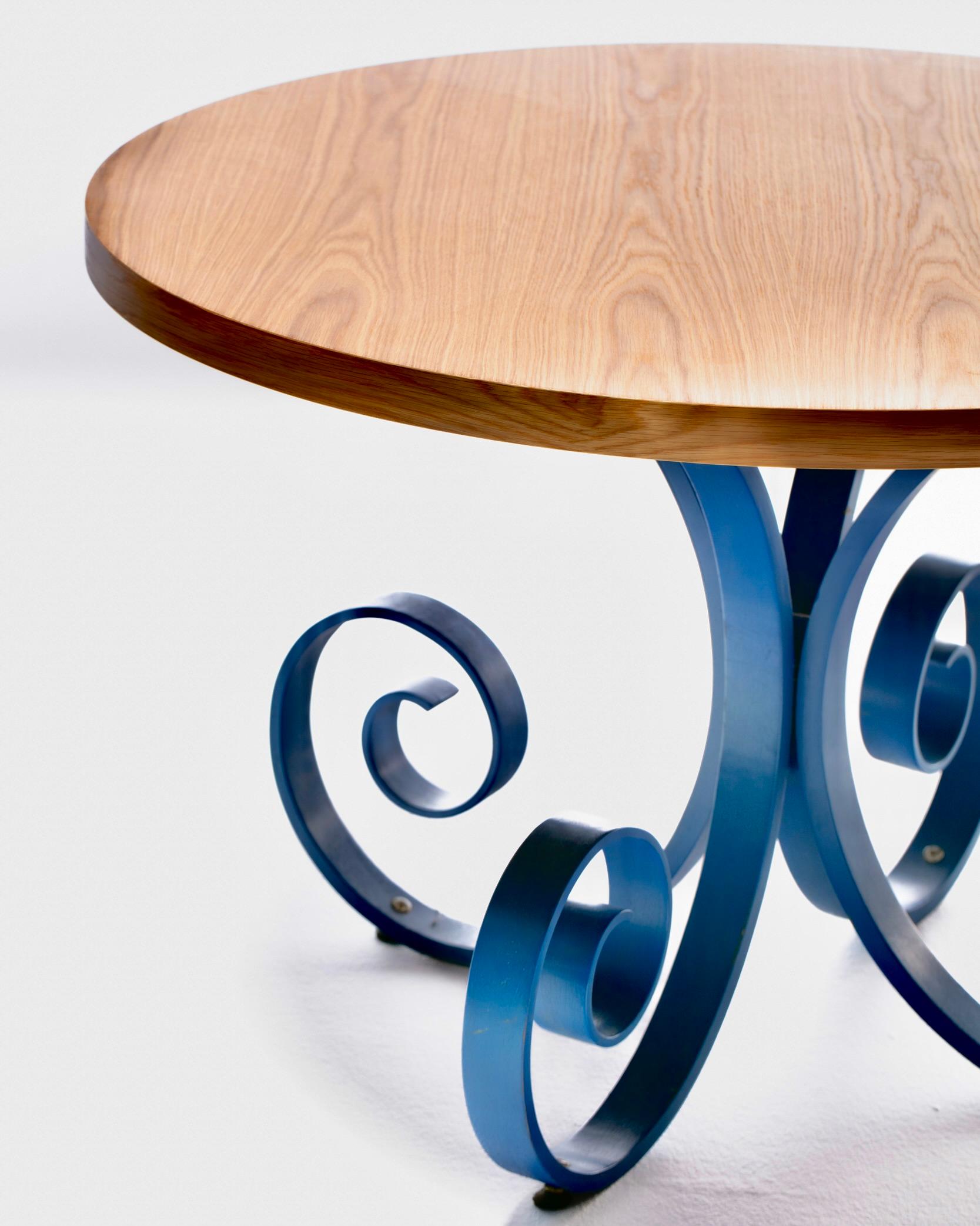 Mesa Sultana de roble y laca azul de George Mulhauser c. 1950 mediados del siglo XX en venta