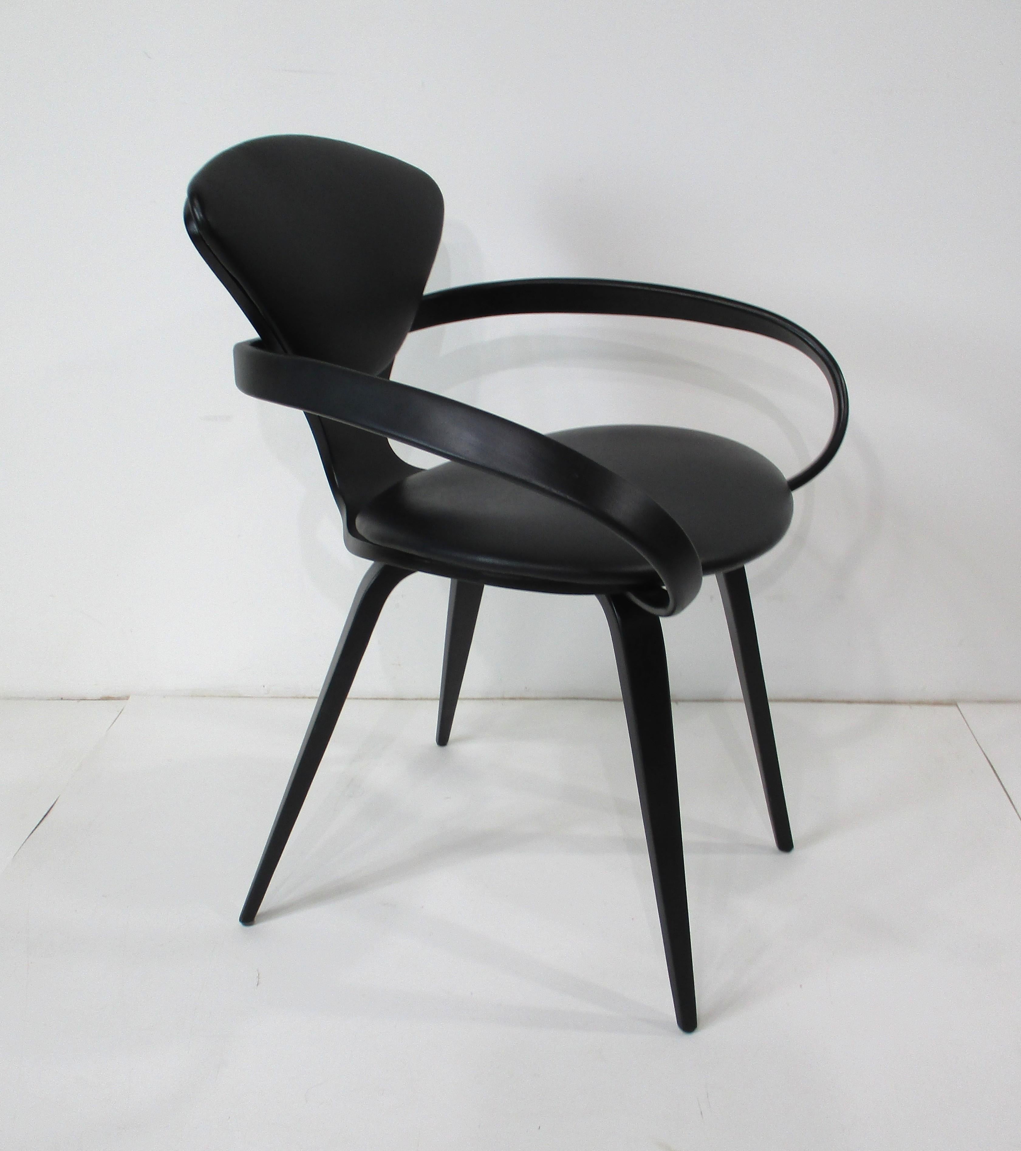 Chaise à accoudoirs rembourrée Plycraft par Paul Goldman (A) en vente 3