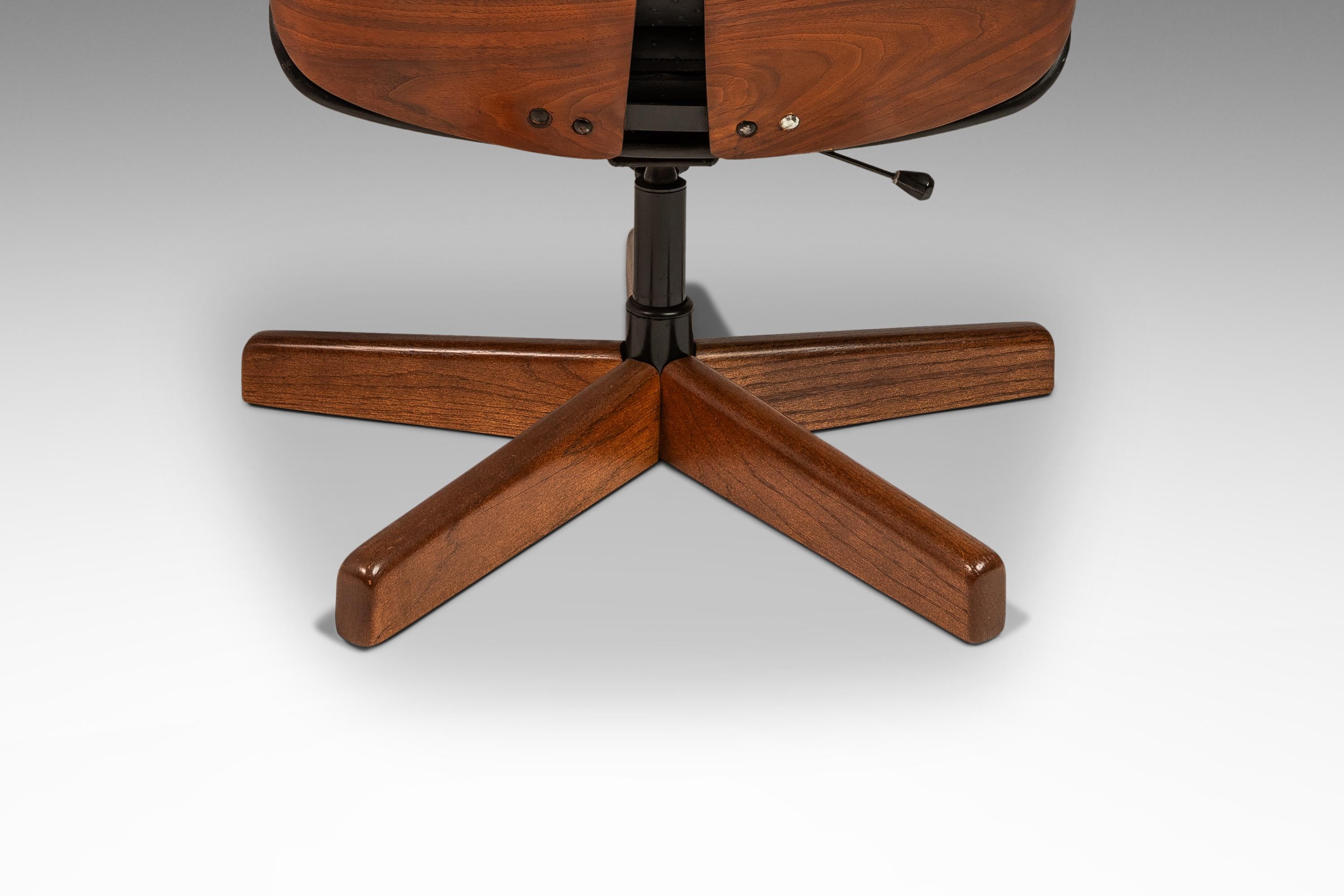 Silla de madera curvada estilo Plycraft, Kipp Stewart para Drexel Declaration, EE.UU., c. 1960 en venta 3