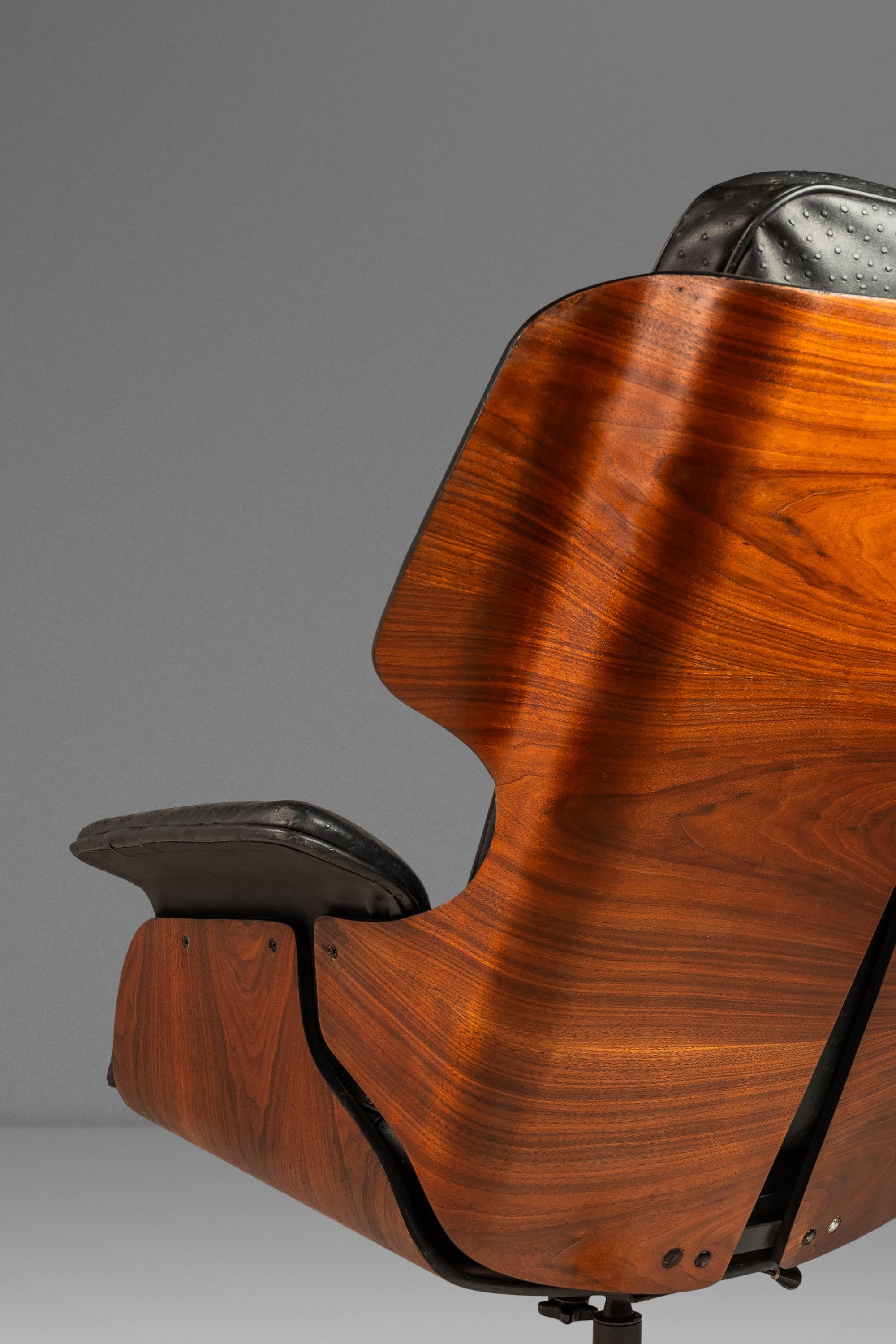 Silla de madera curvada estilo Plycraft, Kipp Stewart para Drexel Declaration, EE.UU., c. 1960 en venta 4