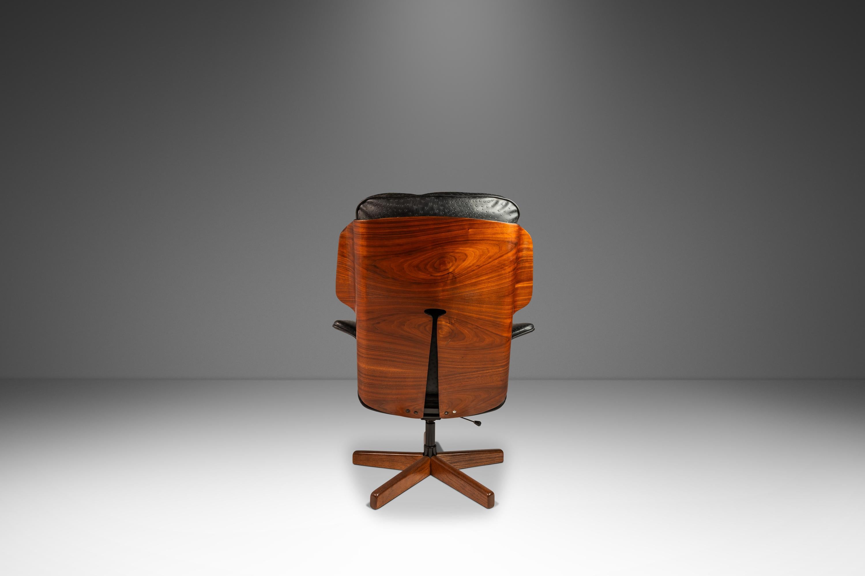 Silla de madera curvada estilo Plycraft, Kipp Stewart para Drexel Declaration, EE.UU., c. 1960 Estadounidense en venta
