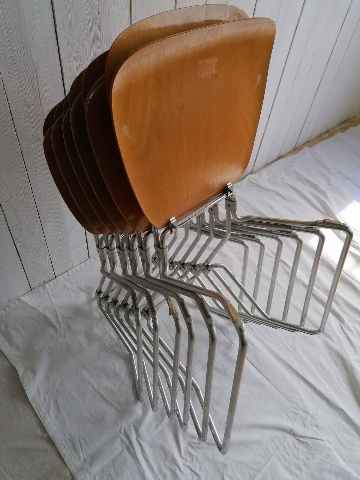 Plywood / Aluminium Chair by Armin Wirth for Alufelx In Fair Condition For Sale In Vienna, AT