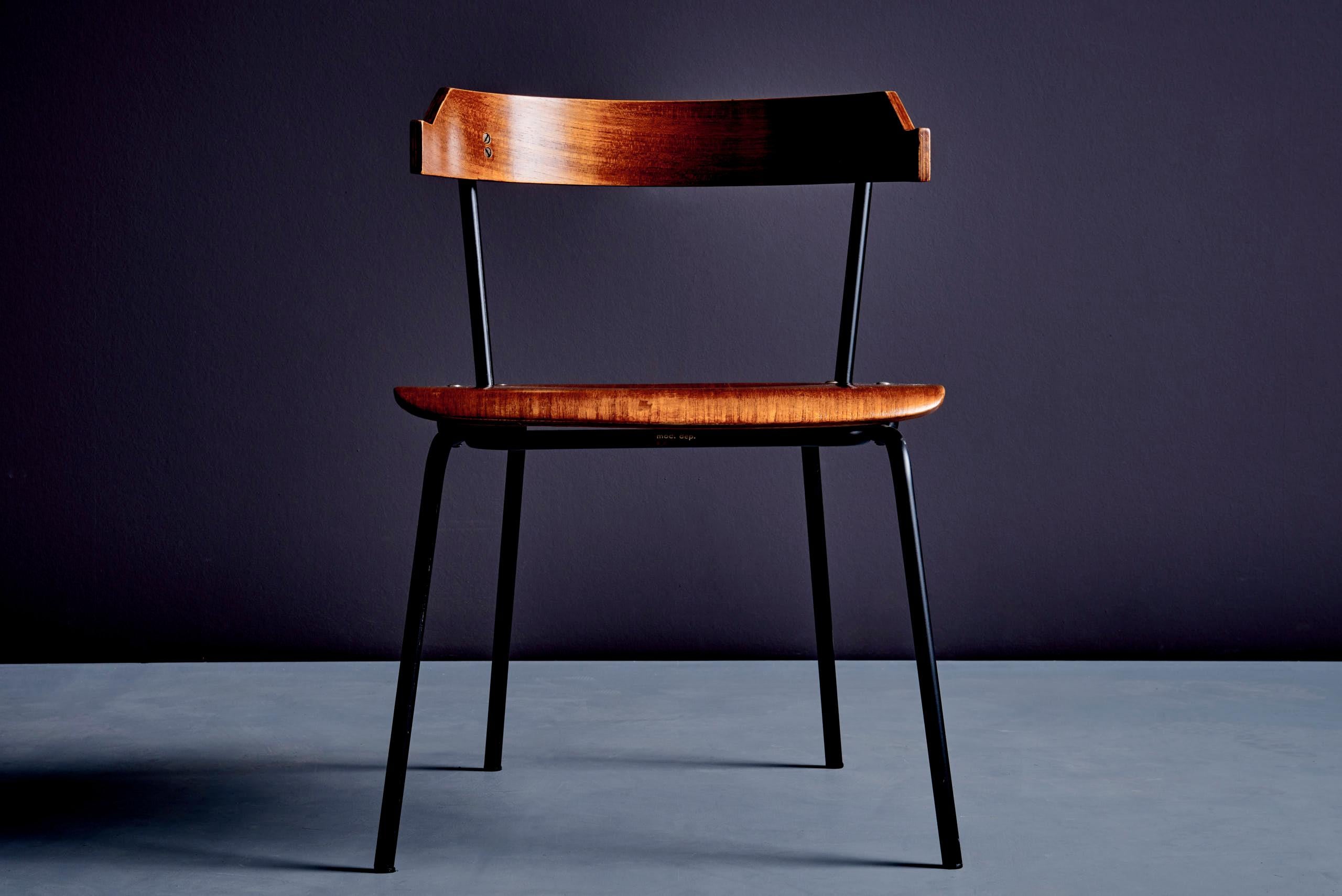 Mid-Century Modern Ensemble de chaises en contreplaqué par Giampiero Vitelli pour Rossi d'Albizzate en vente