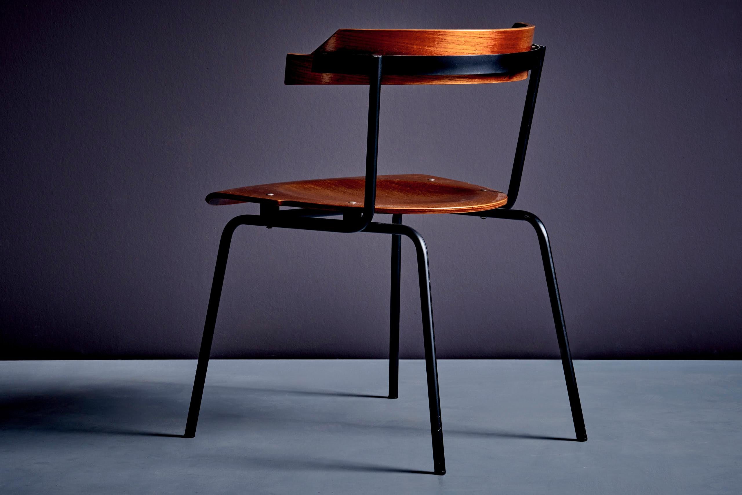 Métal Ensemble de chaises en contreplaqué par Giampiero Vitelli pour Rossi d'Albizzate en vente