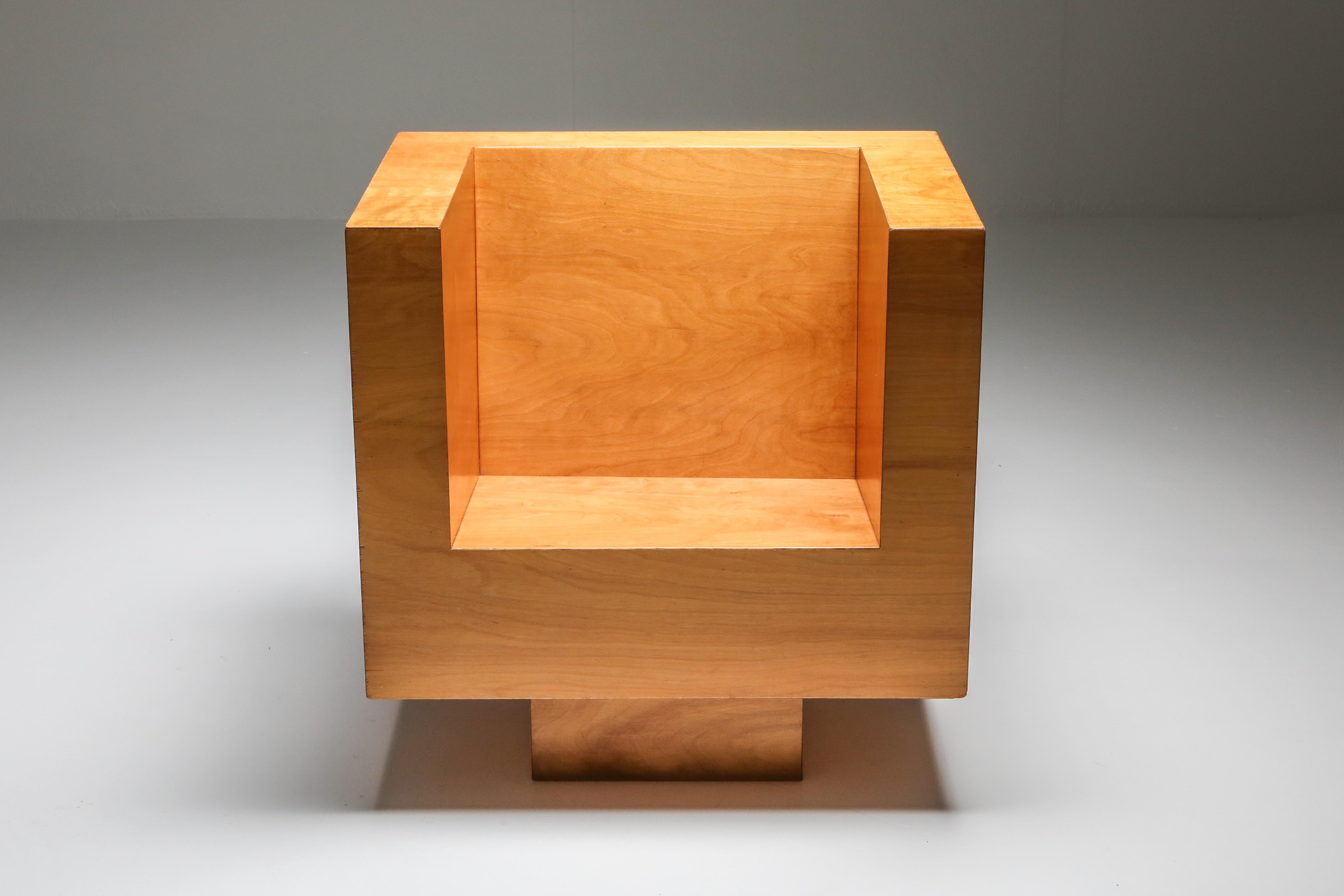Minimalist Plywood Cube Easy Chair