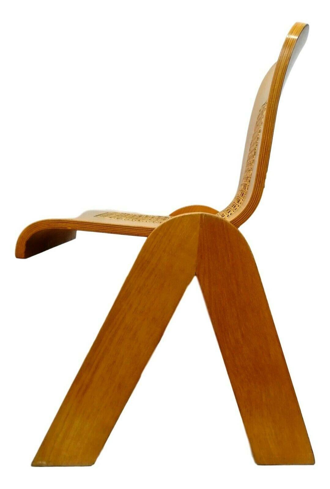 Plywood Curved Chair Design Gigi Sabadin for Stilwood, 1970s In Good Condition In taranto, IT