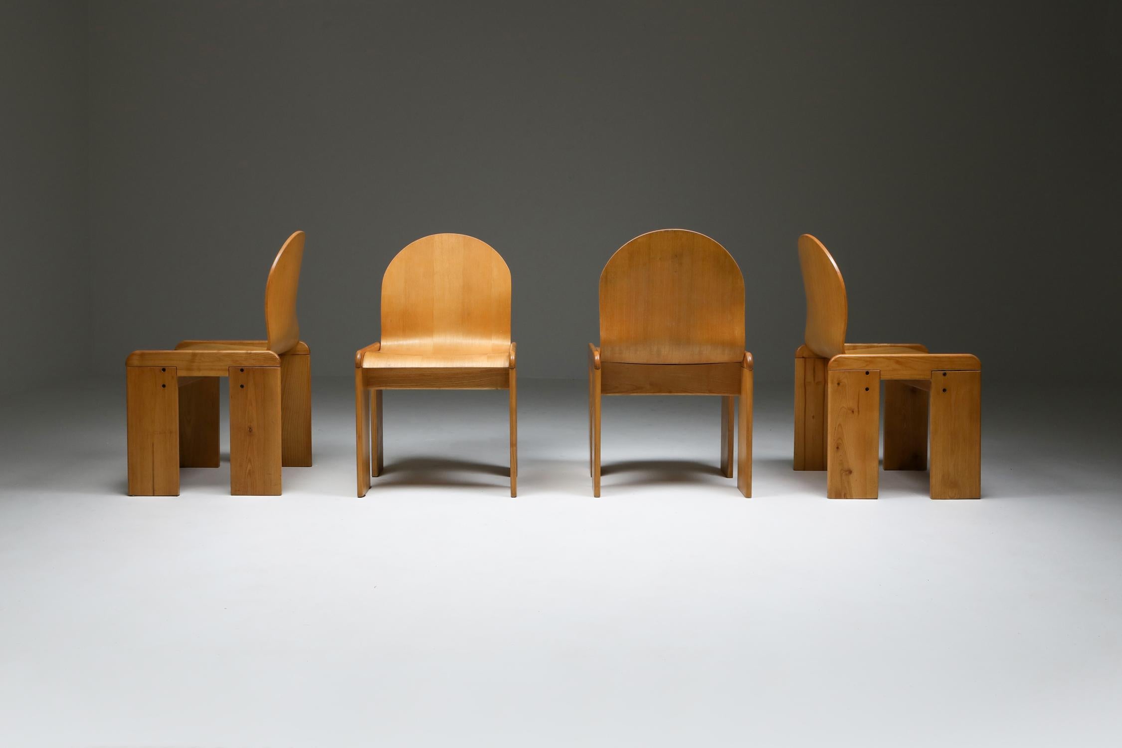 Plywood Dining Chairs by Afra & Tobia Scarpa In Excellent Condition In Antwerp, BE