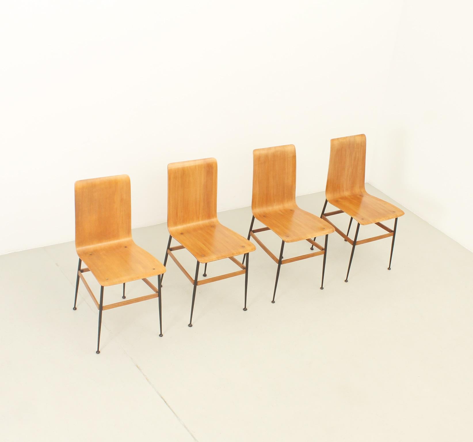 Plywood Dining Chairs by Carlo Ratti, Italy, 1950s For Sale 7