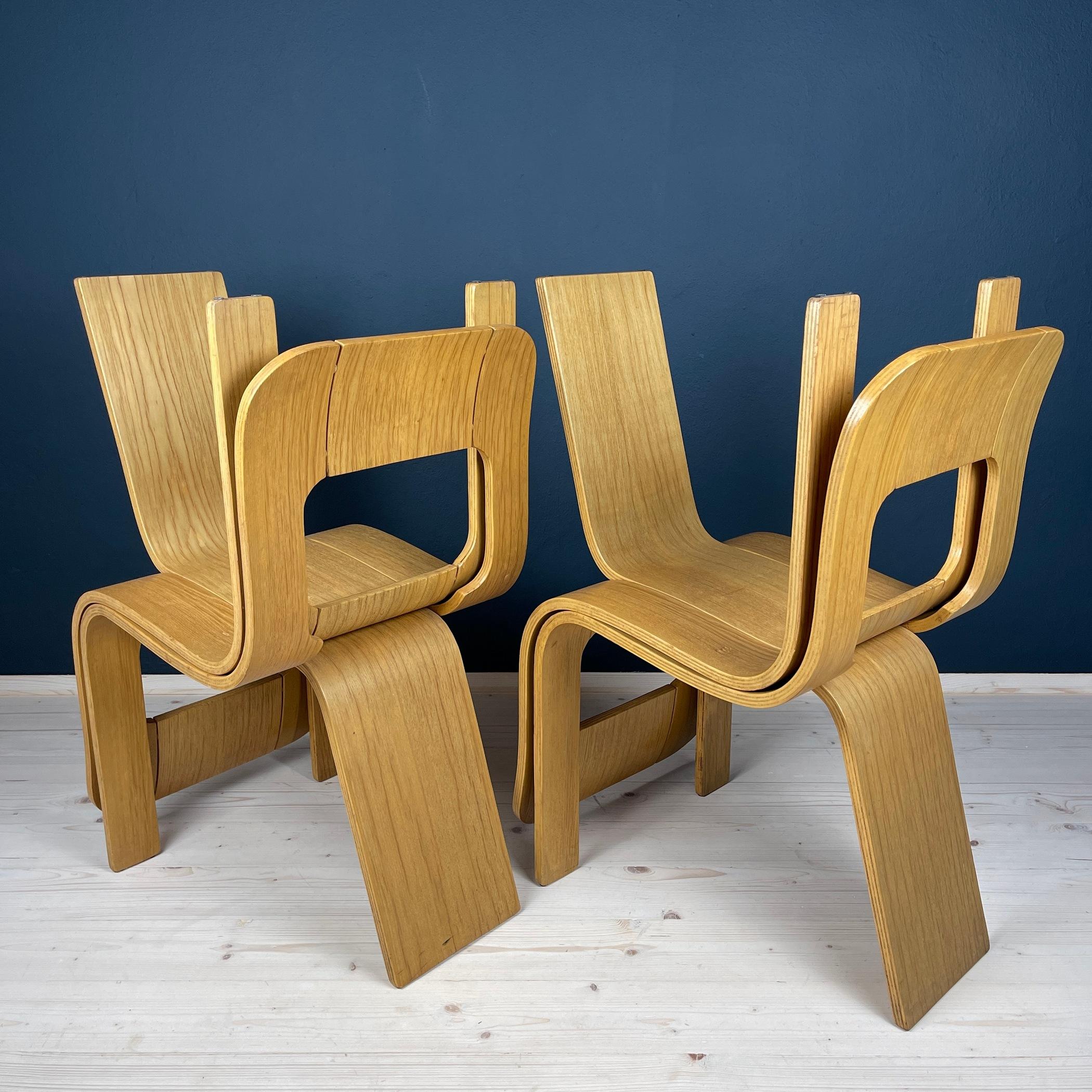 Italian Plywood dining chairs Esse by Gigi Sabadin for Stilwood Italy 1973s Set of 4 For Sale