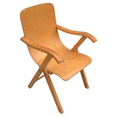 Silla infantil moderna de madera contrachapada de mediados de siglo, años 50