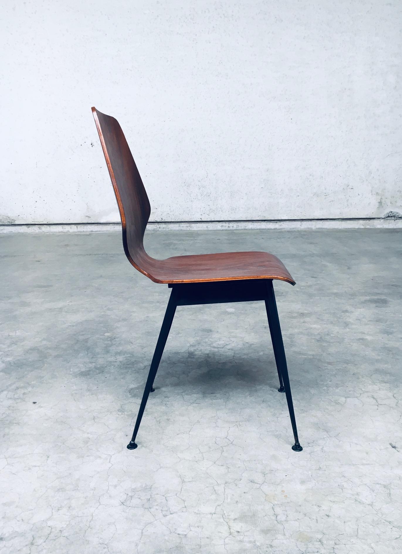 Sedie laterali in compensato attribuite a Carlo Ratti per Legni Curvati, Italia anni '50 in vendita 3