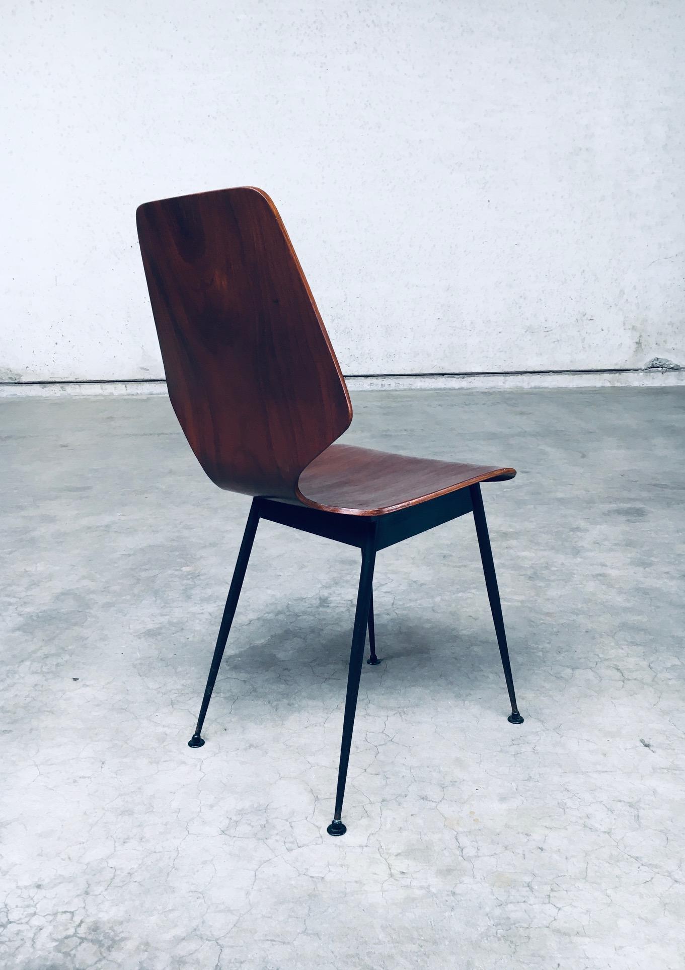 Sedie laterali in compensato attribuite a Carlo Ratti per Legni Curvati, Italia anni '50 in vendita 4