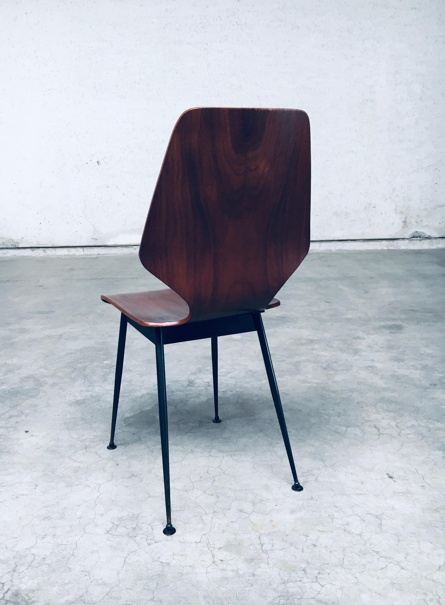 Sedie laterali in compensato attribuite a Carlo Ratti per Legni Curvati, Italia anni '50 in vendita 5