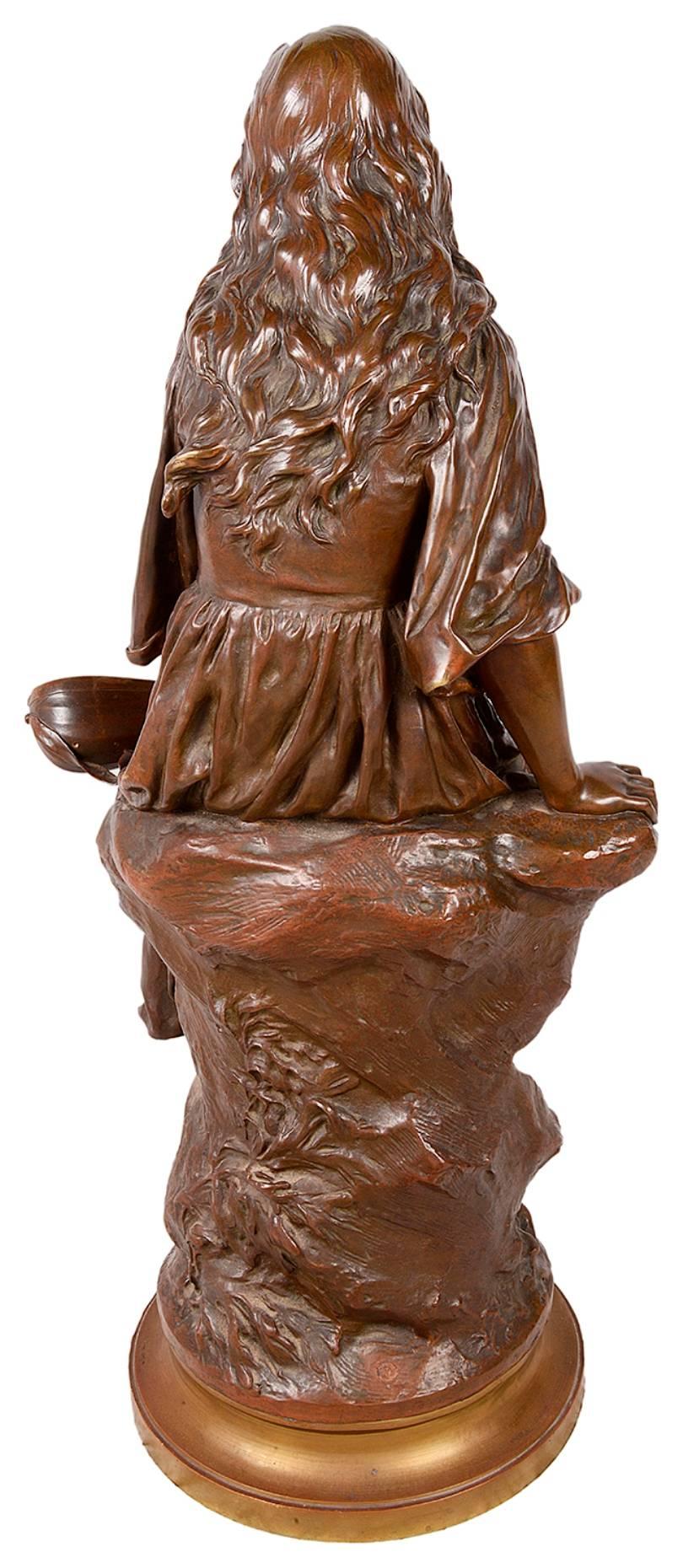 P.Mengin Large Bronze Statue of a Girl with a Mandolin In Excellent Condition In Brighton, Sussex