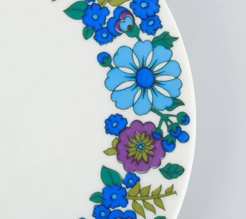 German Pmr, Bavaria, Jaeger & Co. Six Plates in Porcelain with a Floral Motif, 1970s For Sale