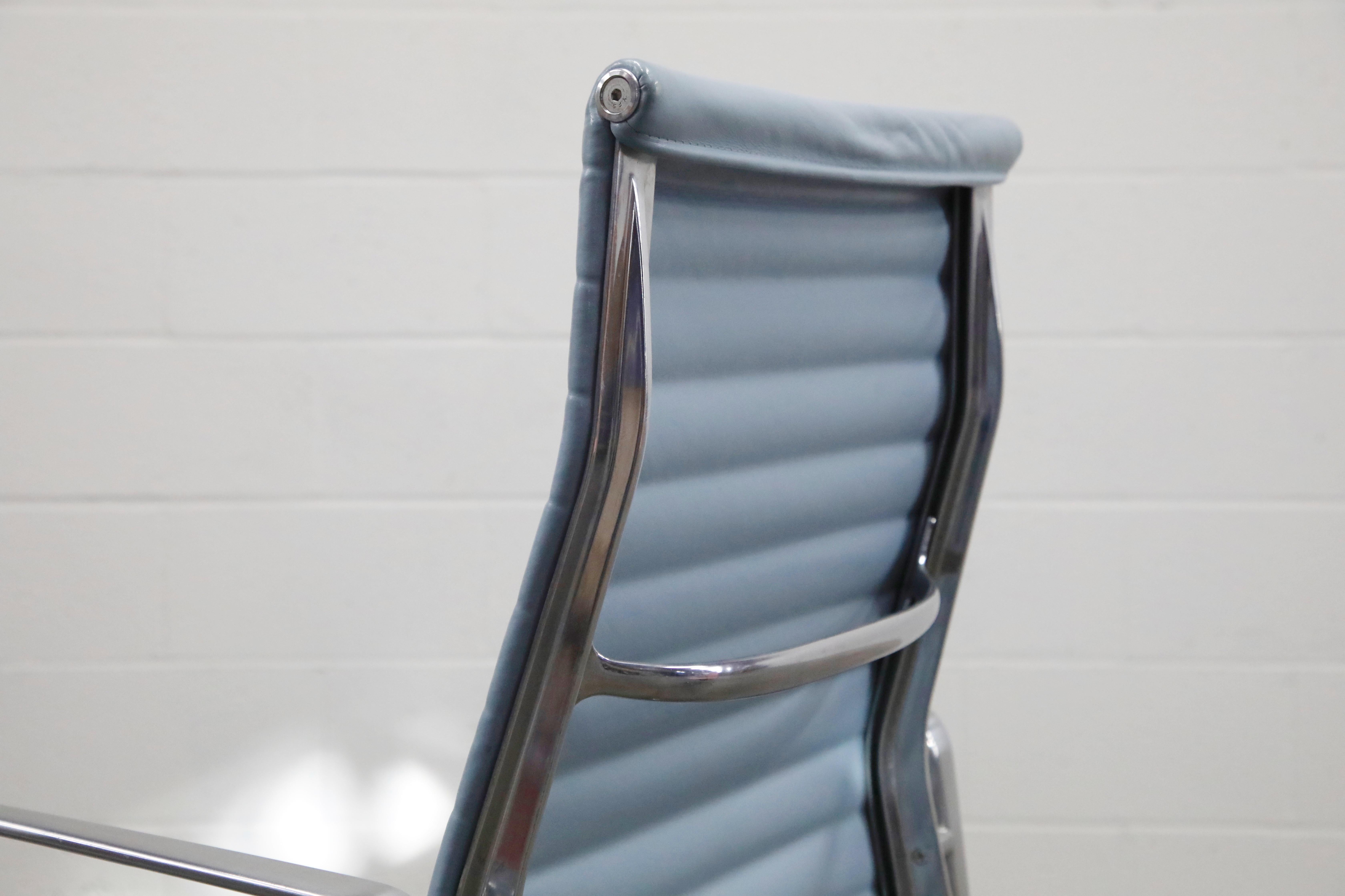 Pneumatic Extended Lift Aluminum Group Executive Chair by Herman Miller, Signed 3