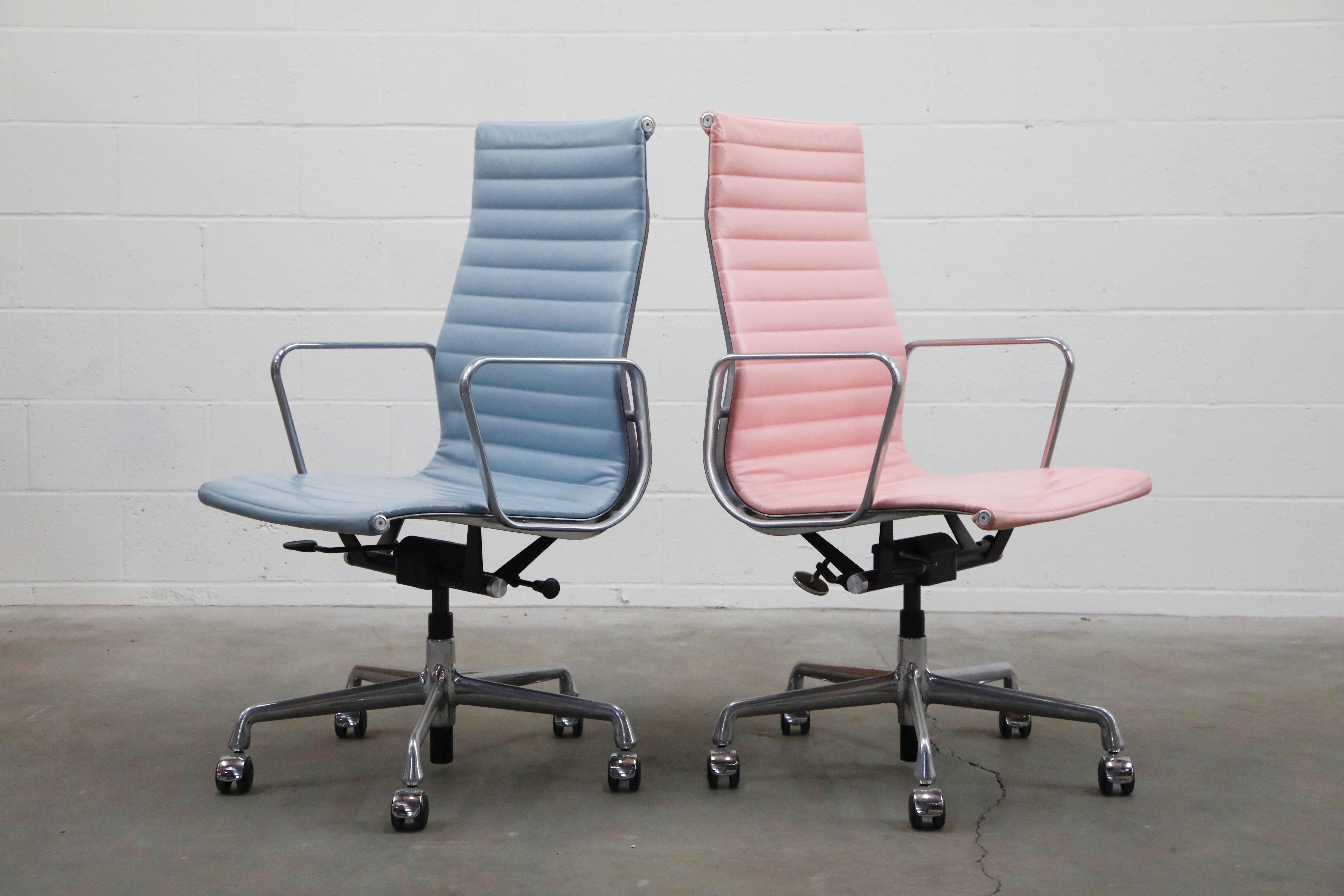 eames aluminum group executive chair with pneumatic lift