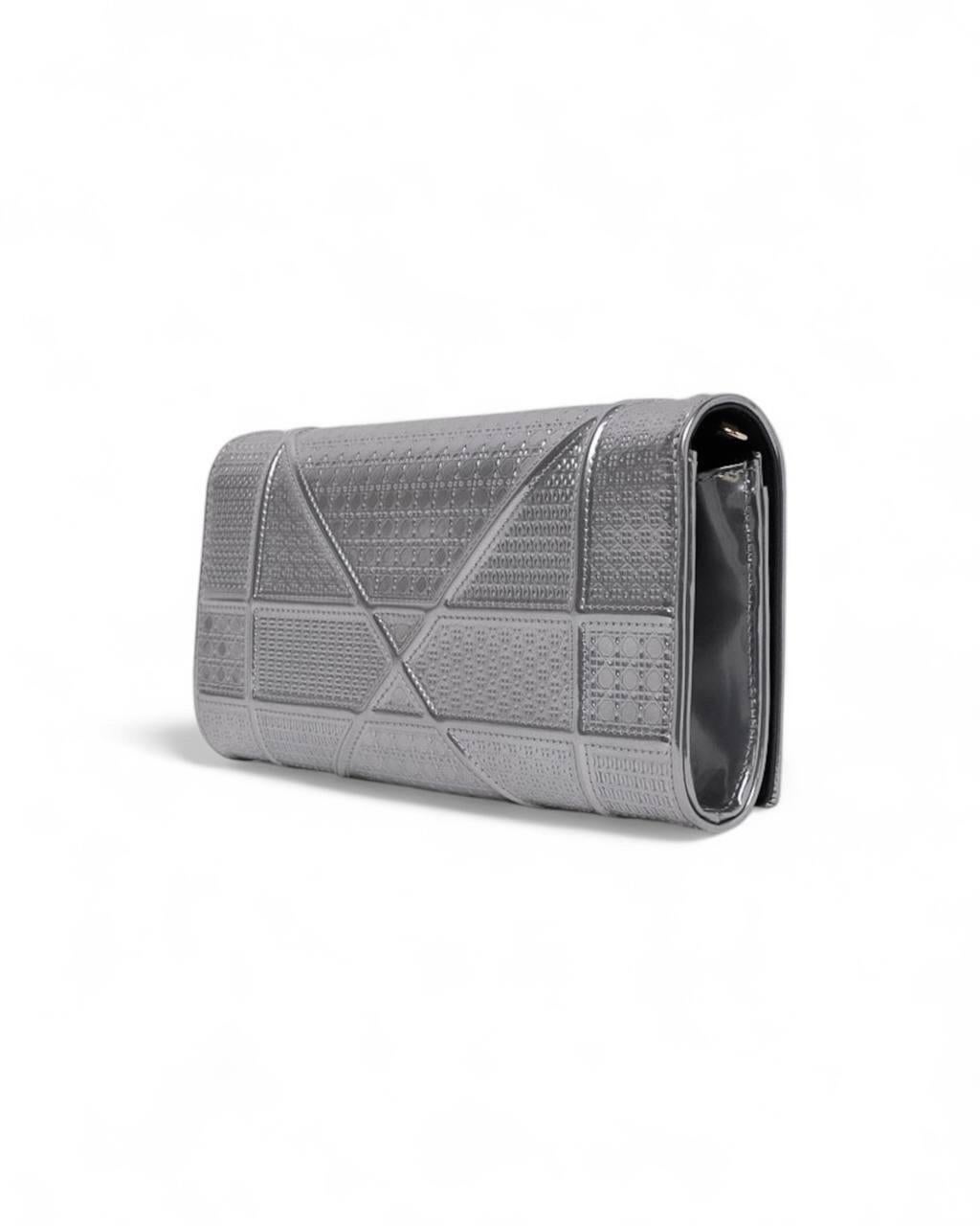 Pochette A Tracolla Dior Diorama Pelle Verniciata Silver For Sale 3