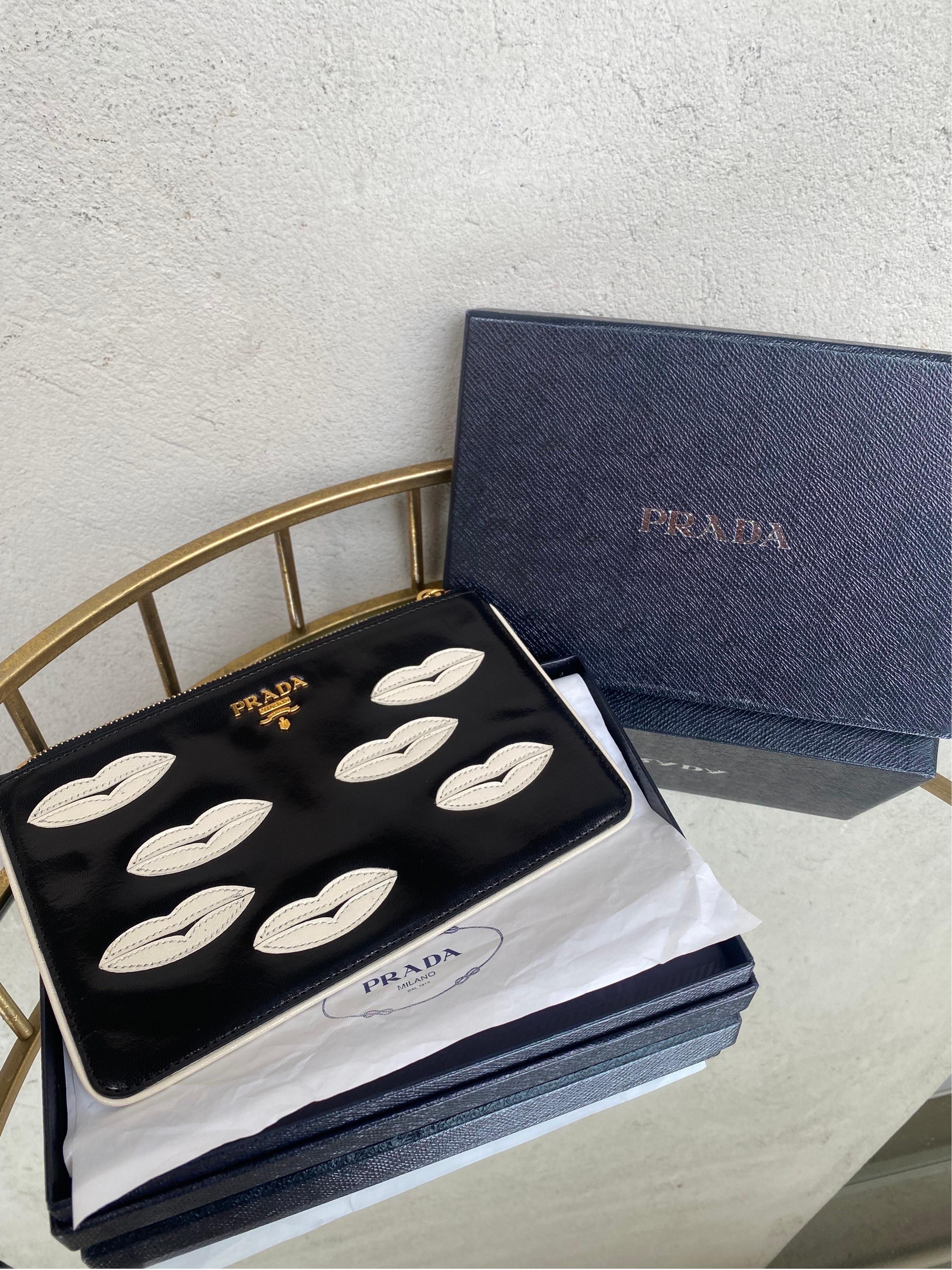 Pochette Bag Prada kiss 3