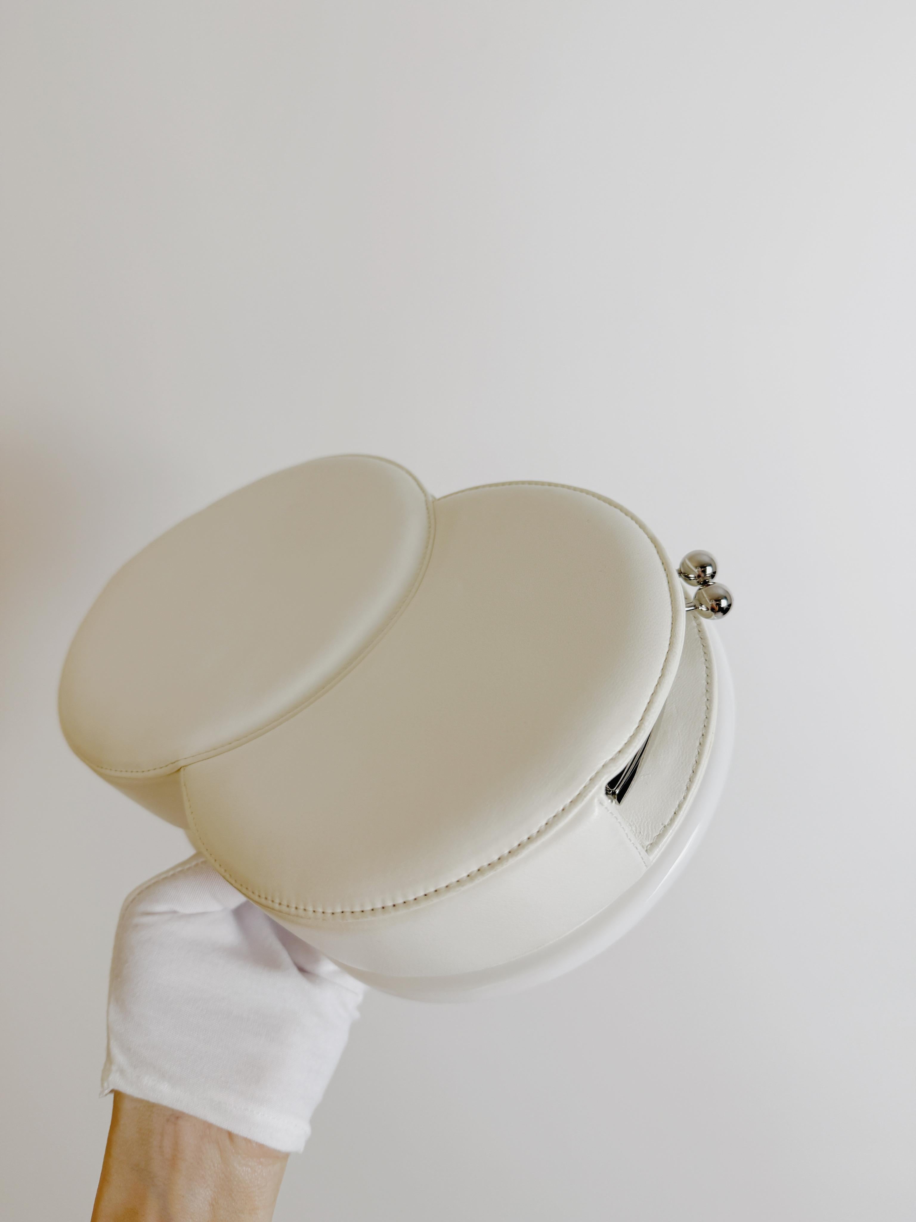 Pochette Chanel Brasserie Teller (2015) im Angebot 6