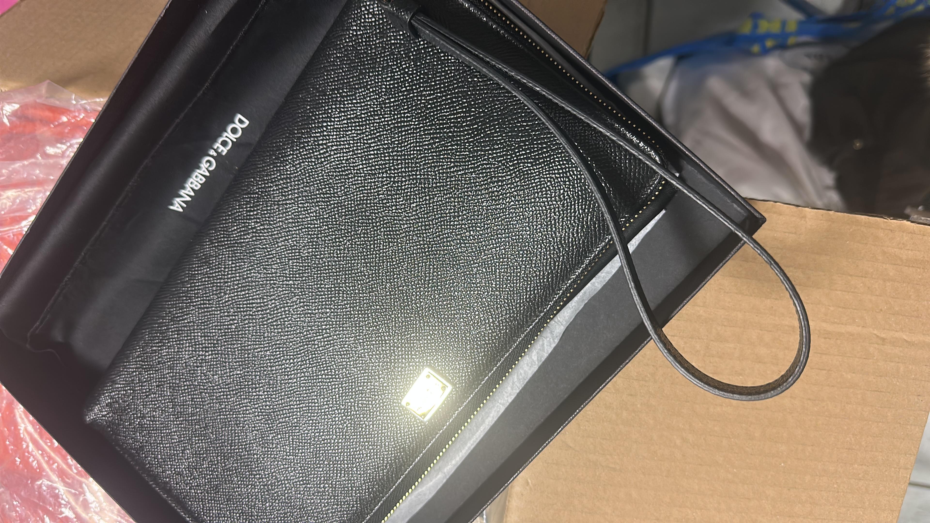 Dolce&Gabbana Clutch Tasche neu mit Box im Zustand „Neu“ im Angebot in Basaluzzo, IT