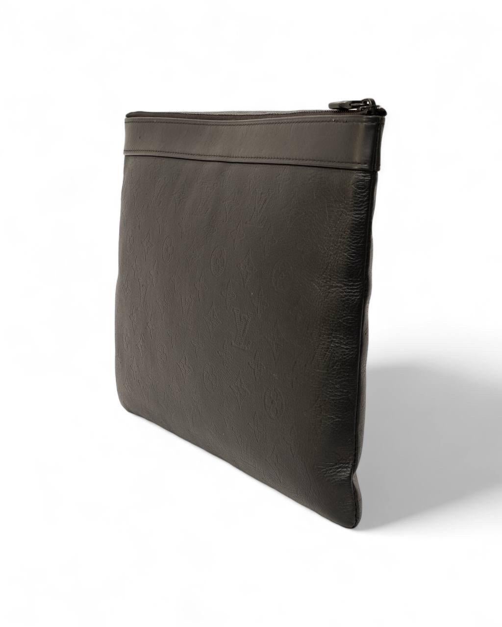 da uomo o donna Pochette Louis Vuitton Discovery Empreinte Nera in vendita
