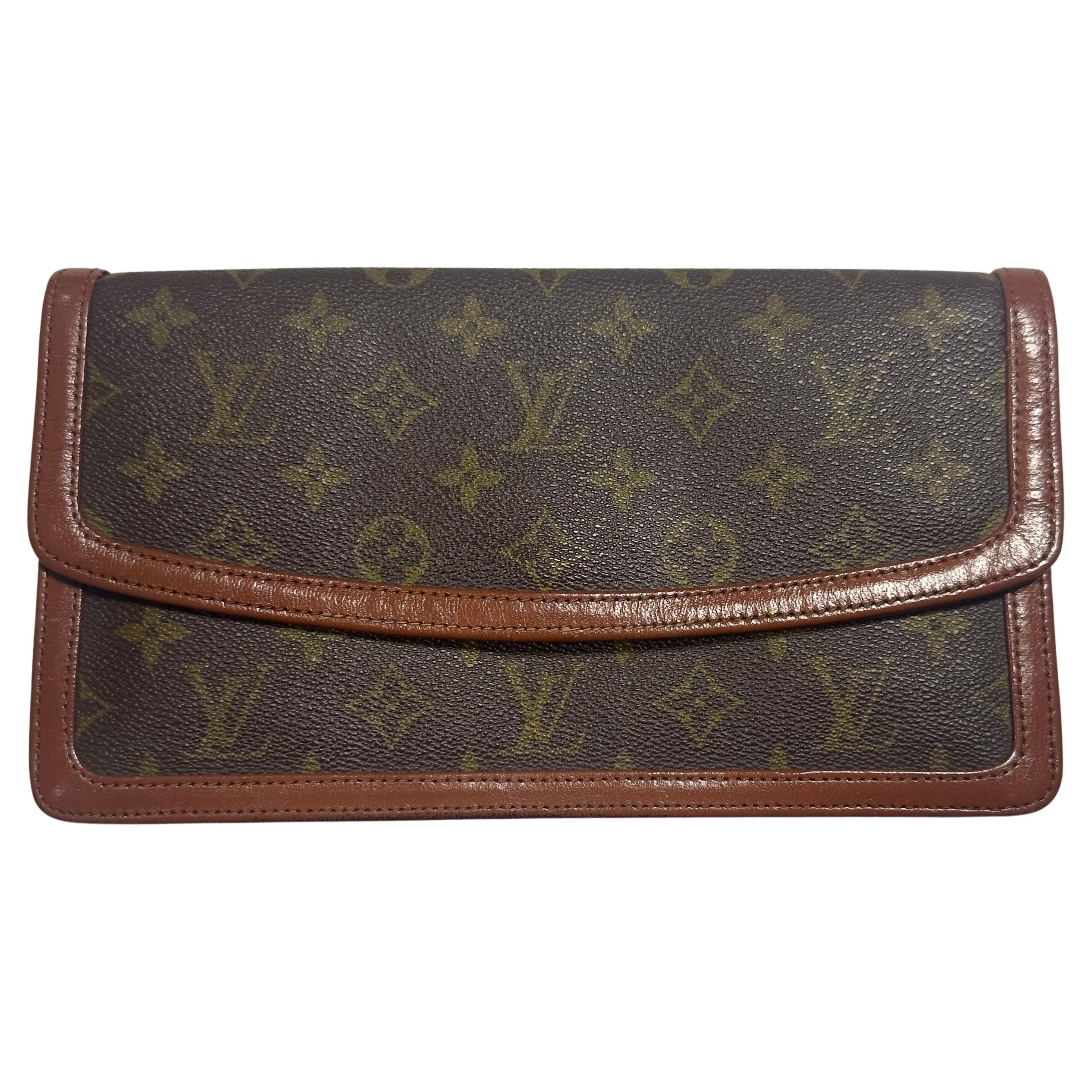Pochette Louis Vuitton Monogram Vintage en Tela Coates 
Cuoio Naturale