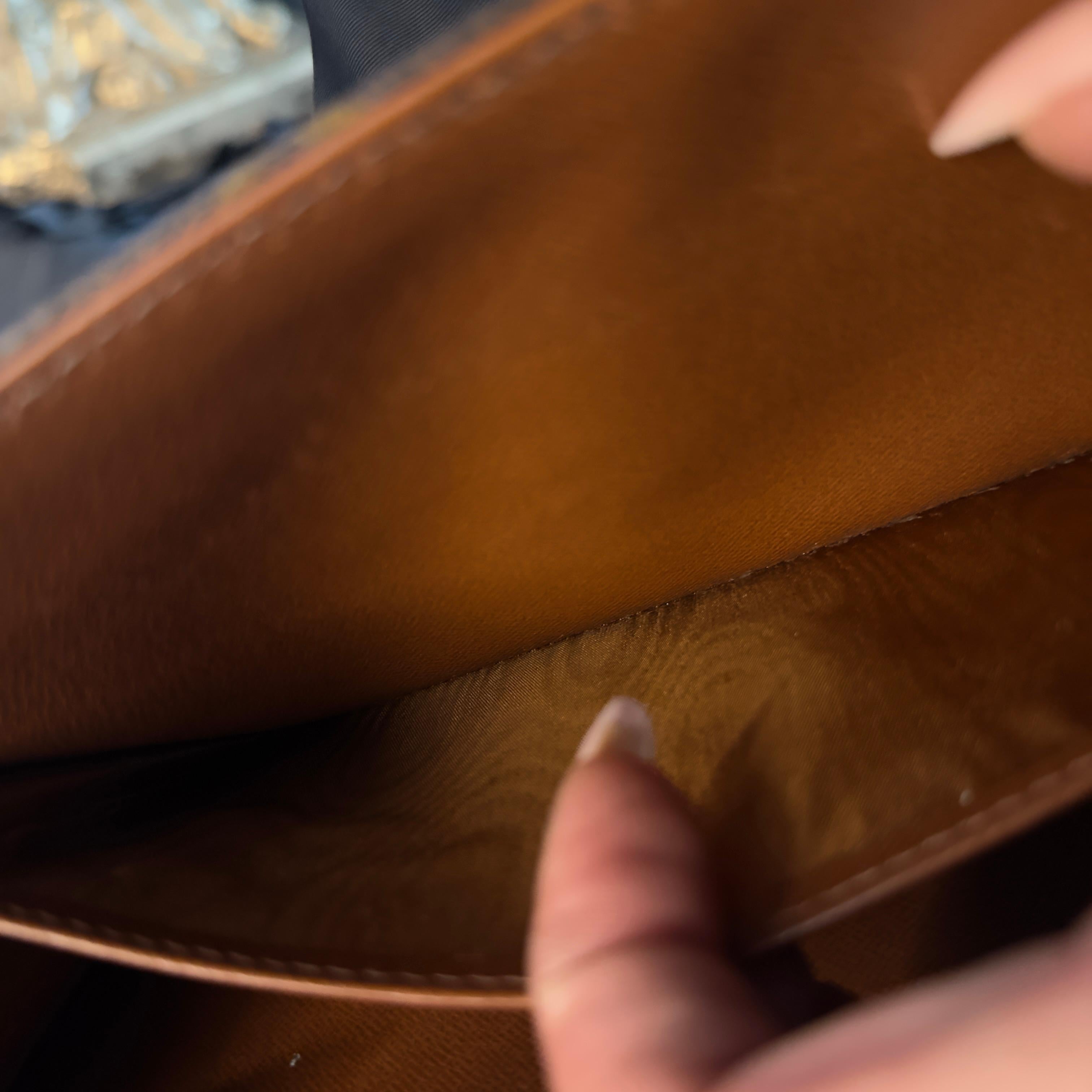 Pochette Louis Vuitton Vintage in ottime condizioni 4