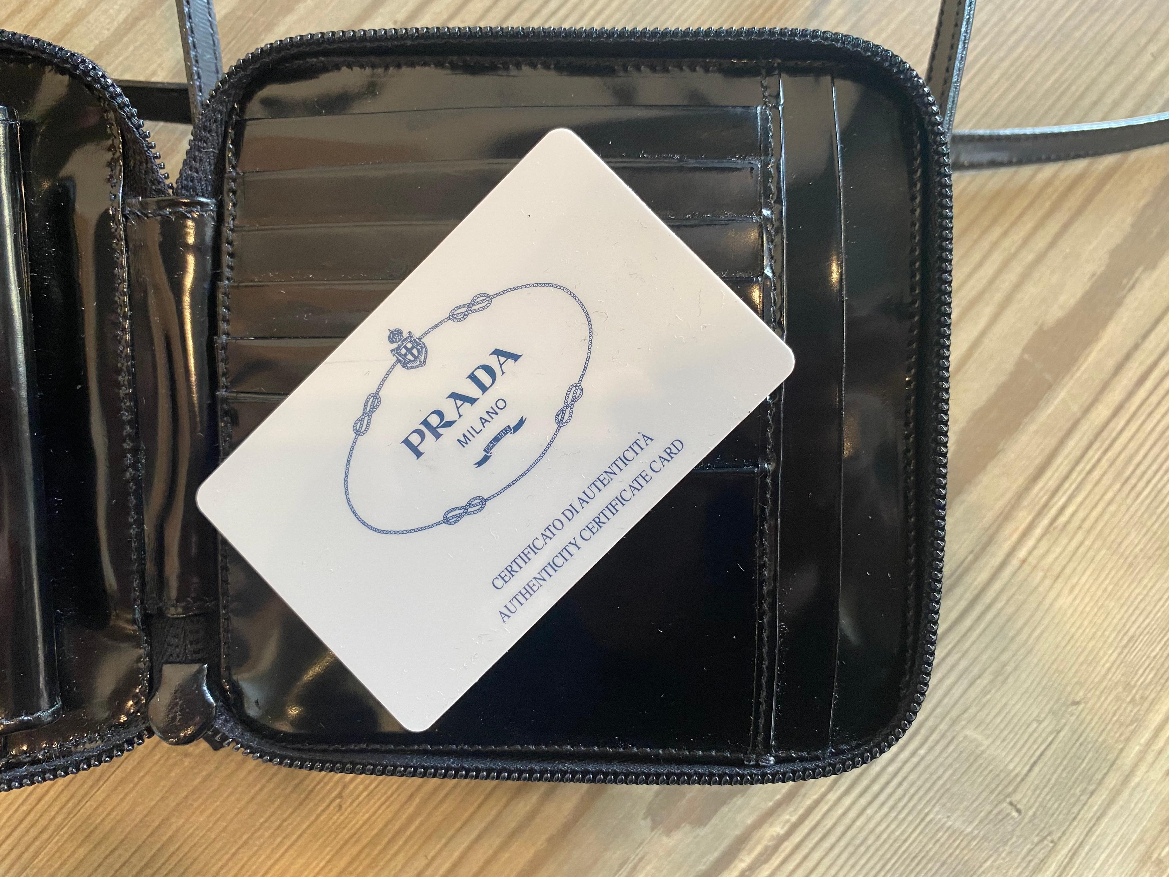 Pochette Prada en vente 3