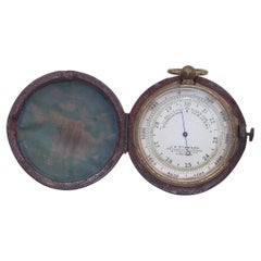 Taschenbarometer mit Taschenaufzug von J H Steward im Originalgehäuse