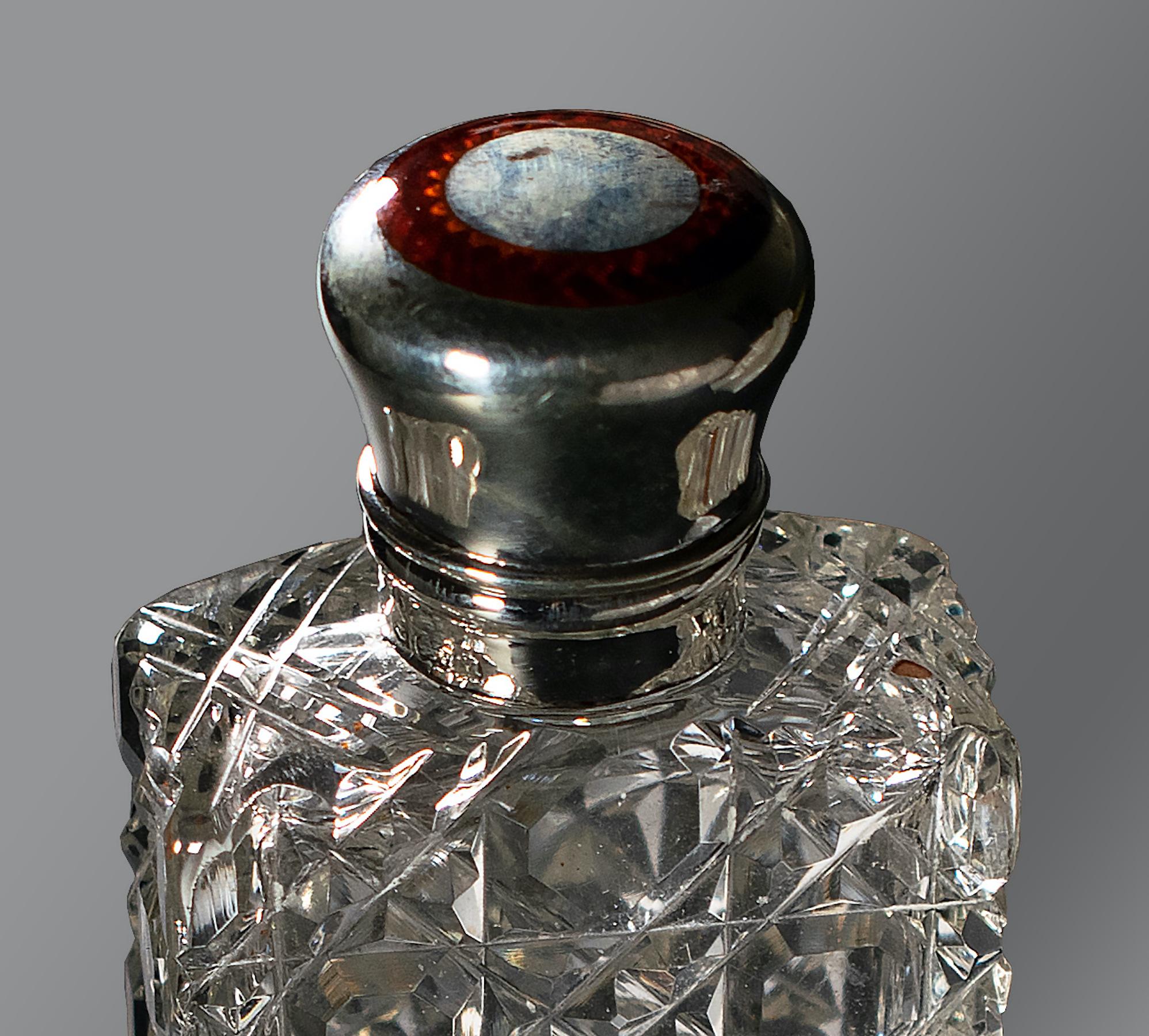 Italian Pocket Bottle for Alcohol, Mid-20th Century For Sale
