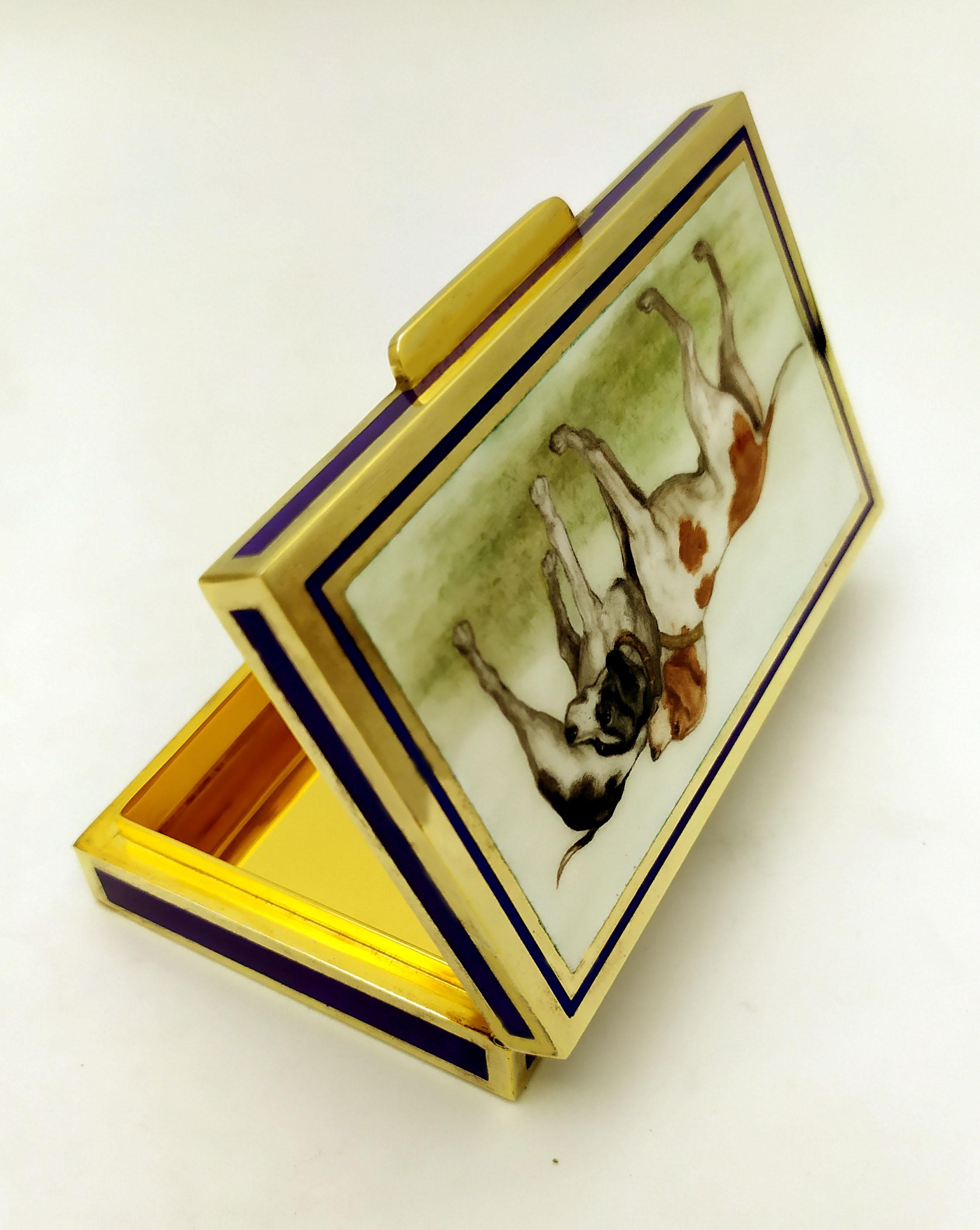 Pocket Cigarette Case Hunting Dogs Miniature hand painted Sterling Silver Enamel For Sale 1
