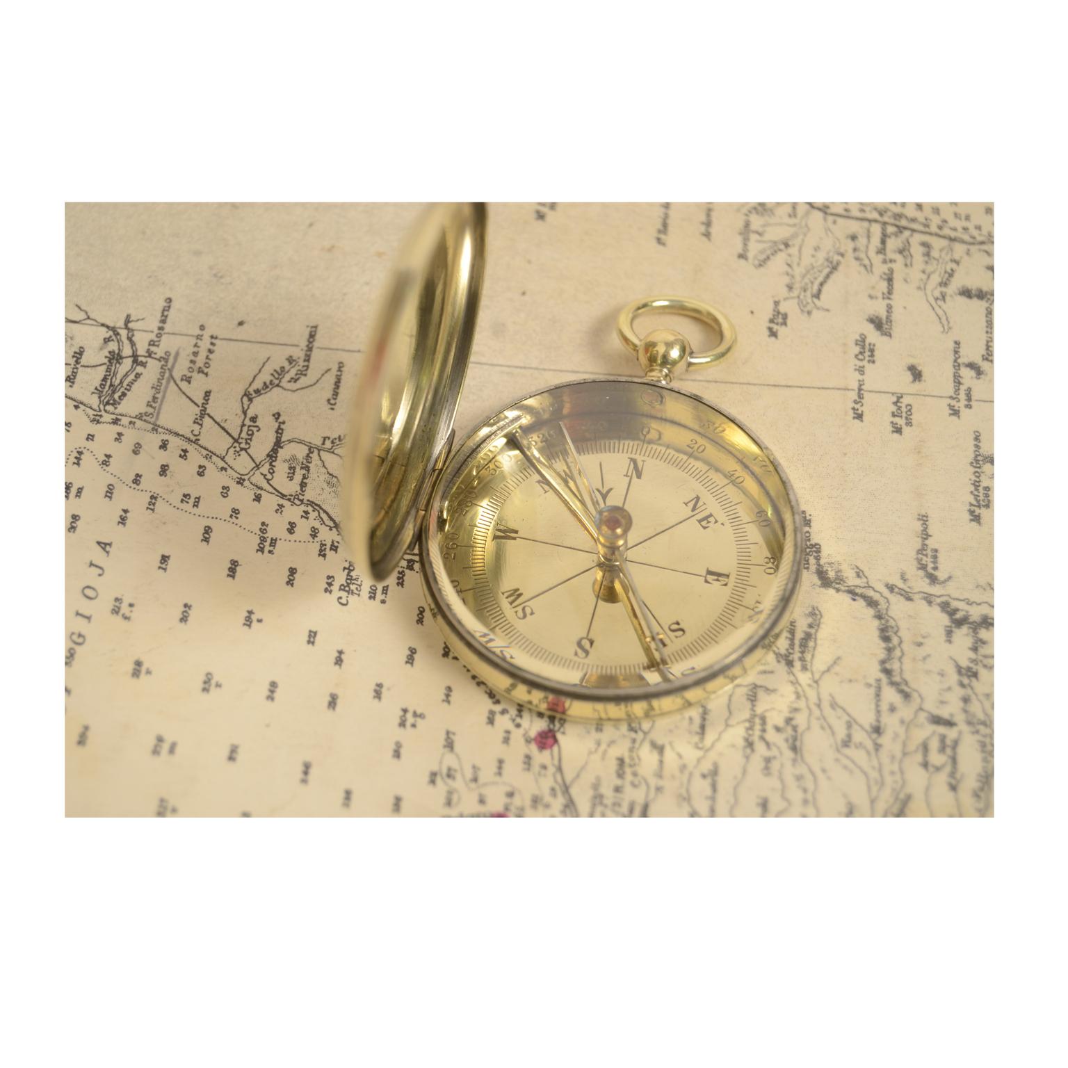 Pocket Compass English, Manufacture 1920s In Good Condition In Milan, IT
